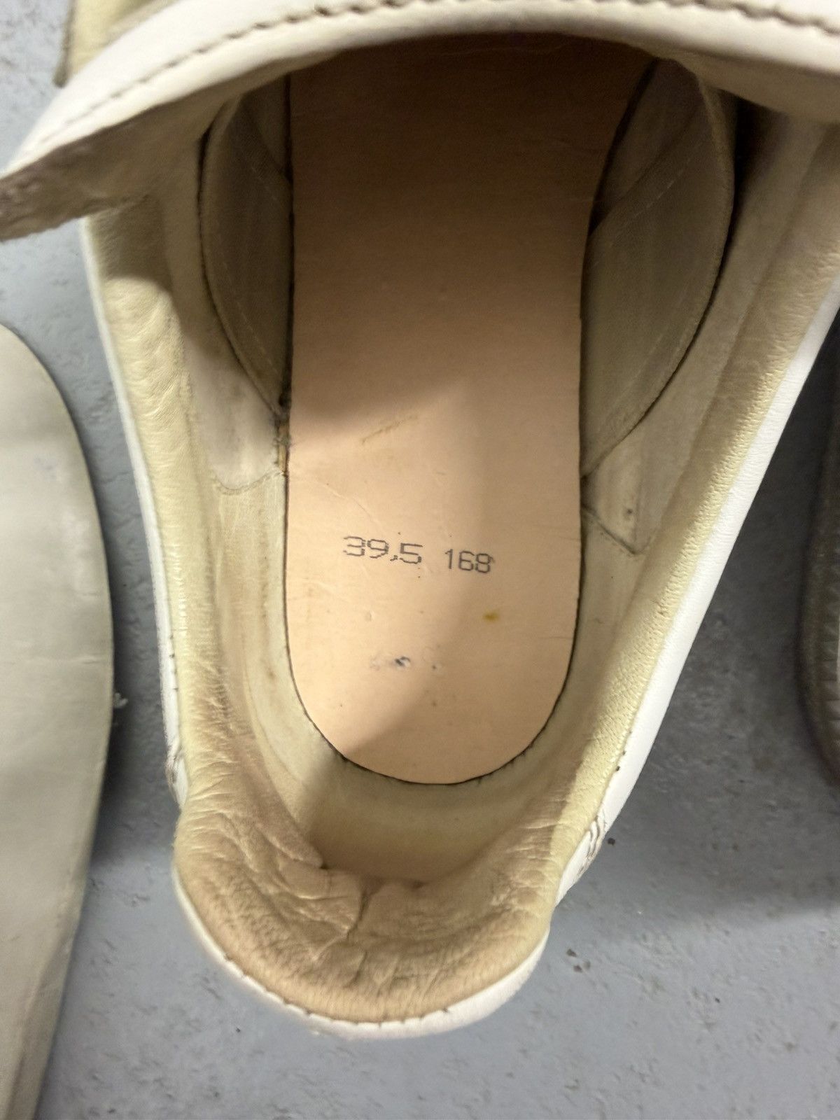 Maison Margiela Maison Margiela Gat Replica Sneakers Size US 9.5 / IT 39.5 - 11 Thumbnail