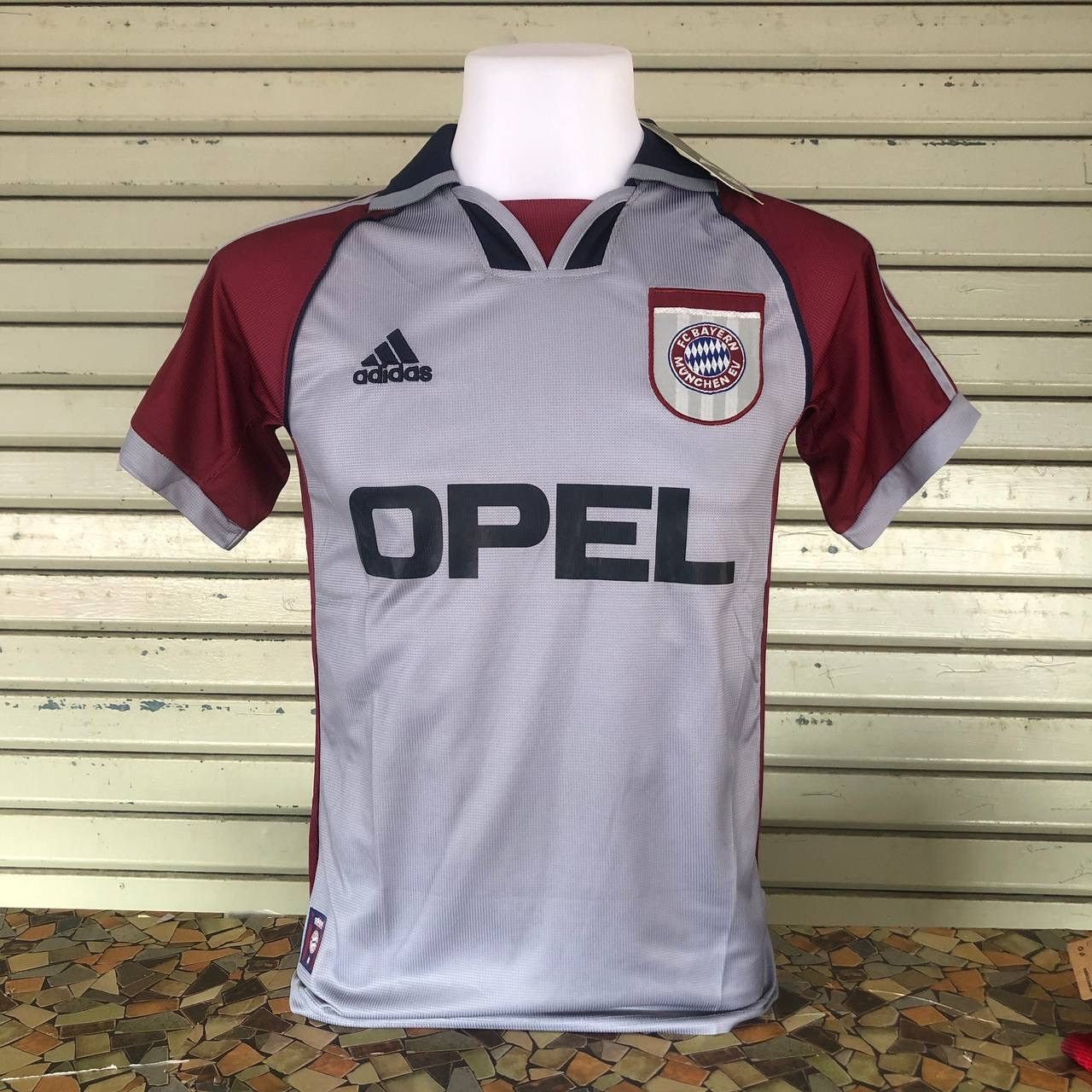 Vintage Jersey Buyern Munich 1998-1999 Away Kit