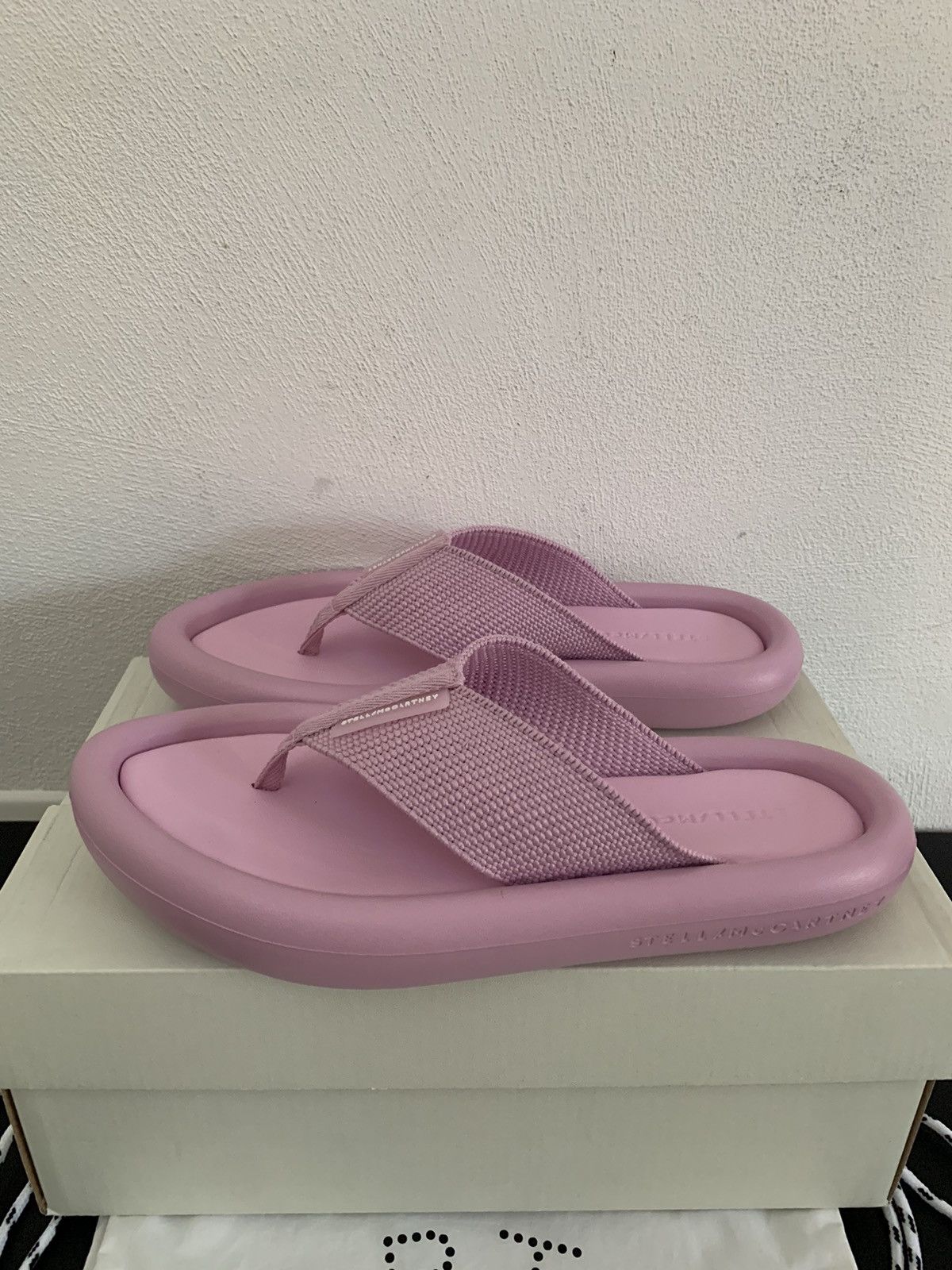 Stella McCartney Stella McCartney Air Slide Flip Flop Size US 9 / IT 39 - 3 Thumbnail