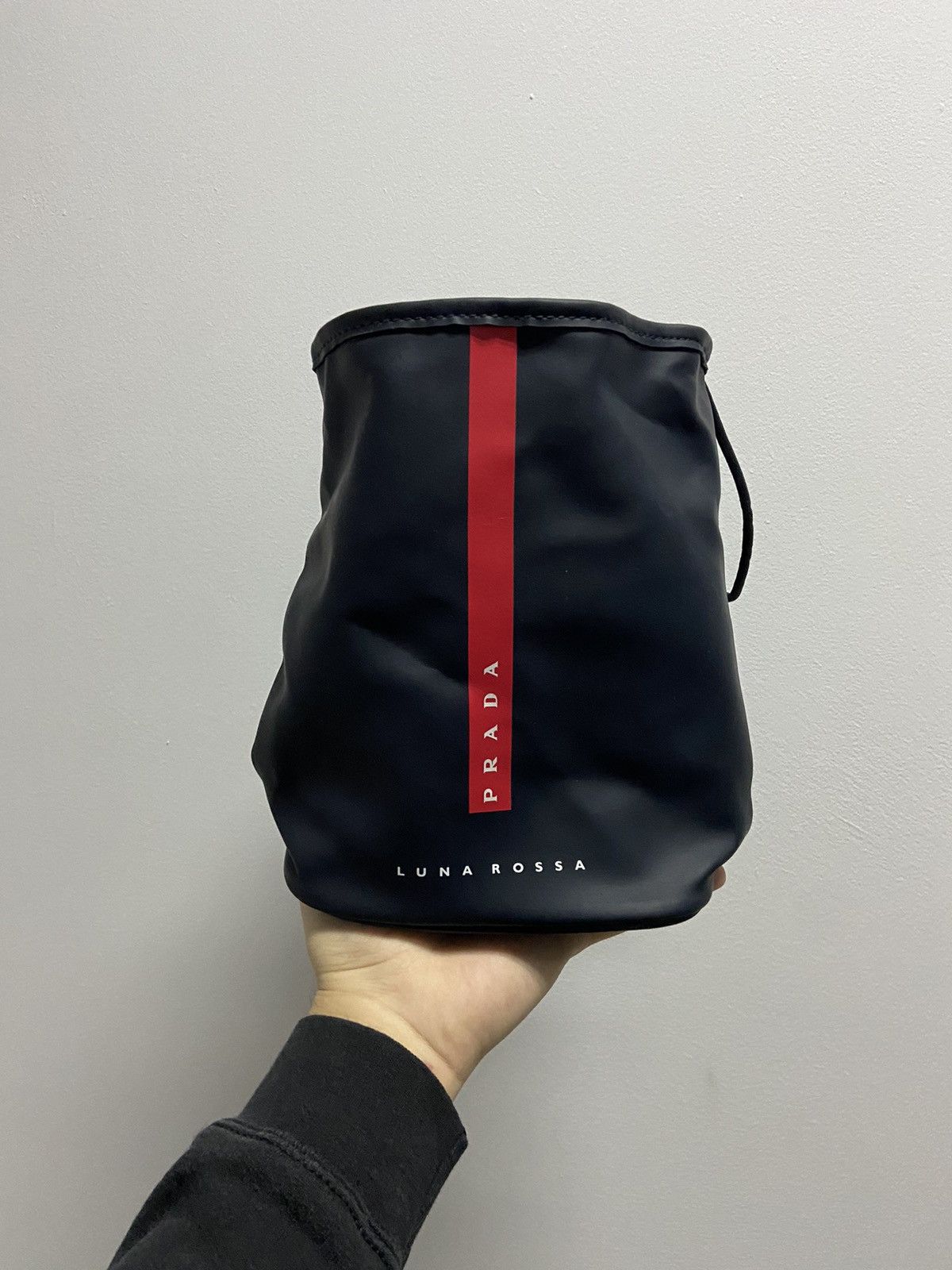 Prada × Vintage Prada luna rossa red tab logo vintage bag Size ONE SIZE - 1 Thumbnail