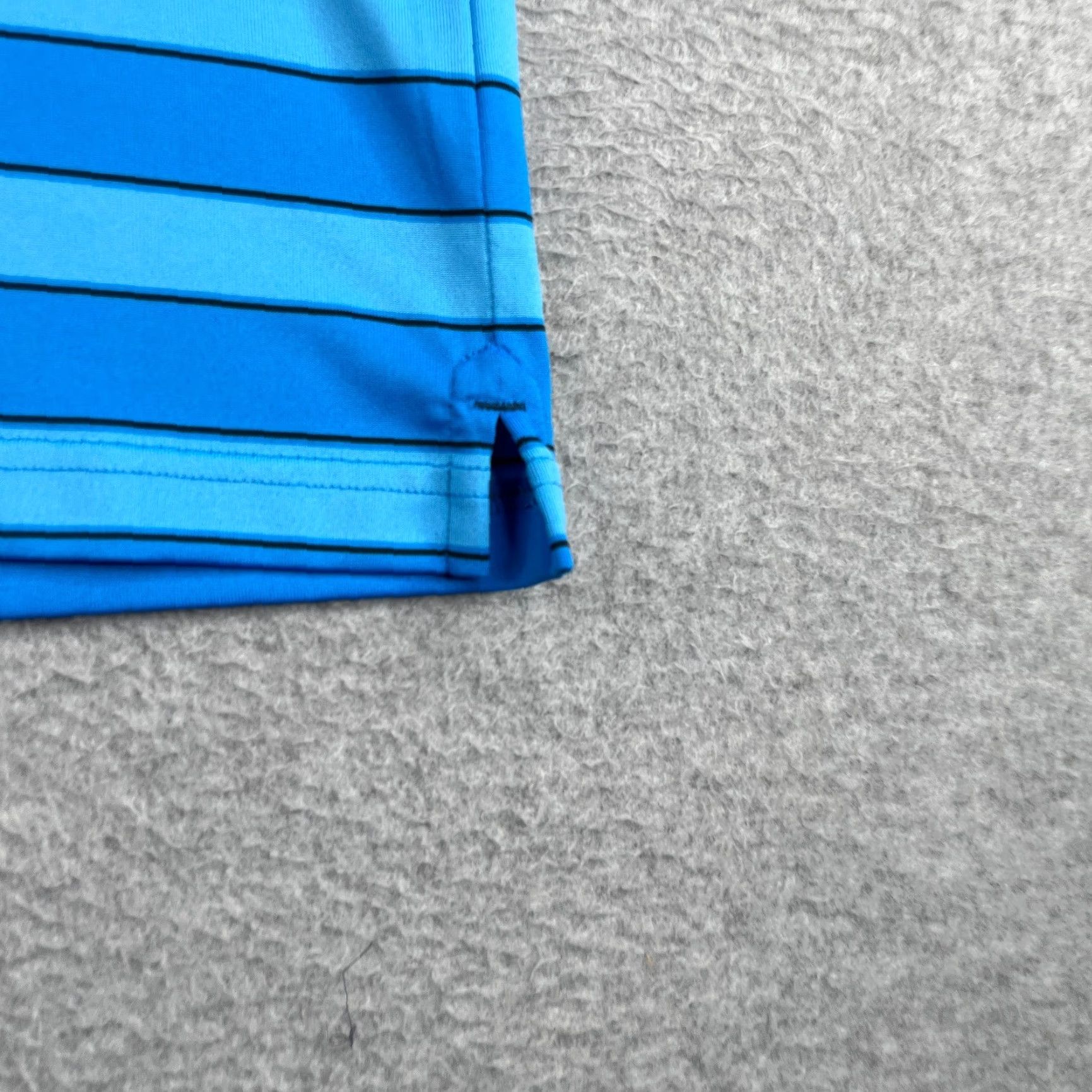 Under Armour Under Armour Polo Shirt Mens Large Blue Striped HeatGear Size US L / EU 52-54 / 3 - 2 Thumbnail