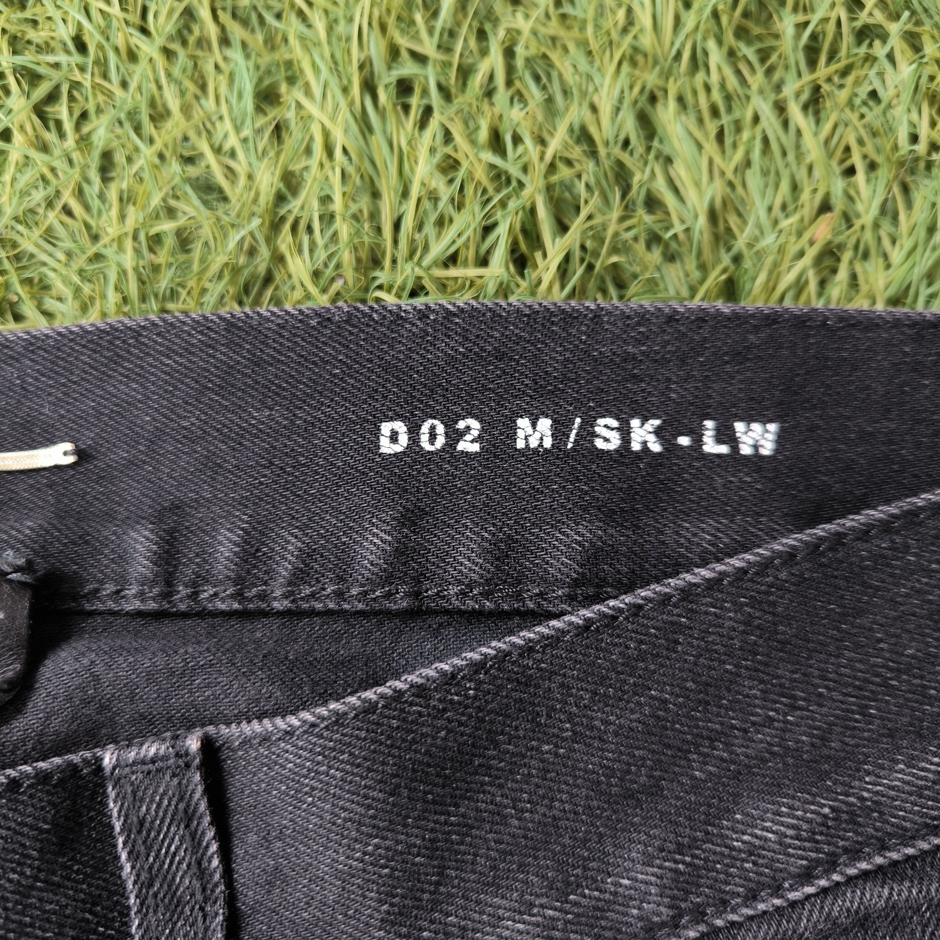 Saint Laurent Paris Saint Laurent D02 Black Slim Jeans Raw Hem Size 33 Fits 36 Size US 33 - 5 Thumbnail