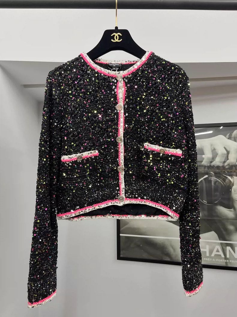 Chanel Chanel 24C Black Sequin Cardigan Size US M / EU 48-50 / 2 - 1 Thumbnail