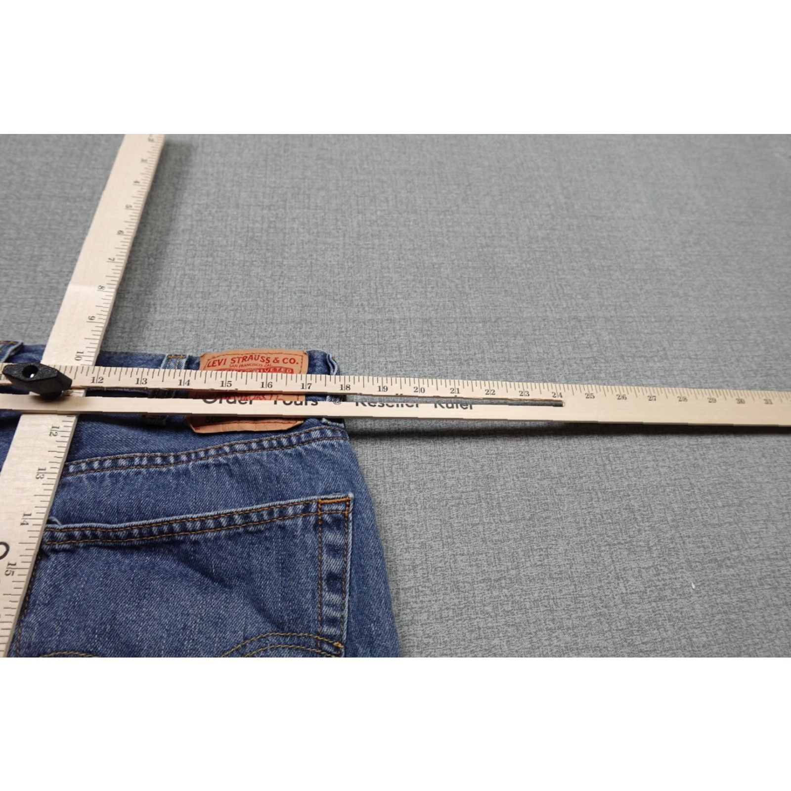 Levi's Levi's 505 Jeans Mens 38x30 Regular Fit Denim Blue Medium Wash Straight 5-Pocket Zip Fly Brown Patch 100% Cotton Casual Pants Mens Size US 38 / EU 54 - 7 Thumbnail