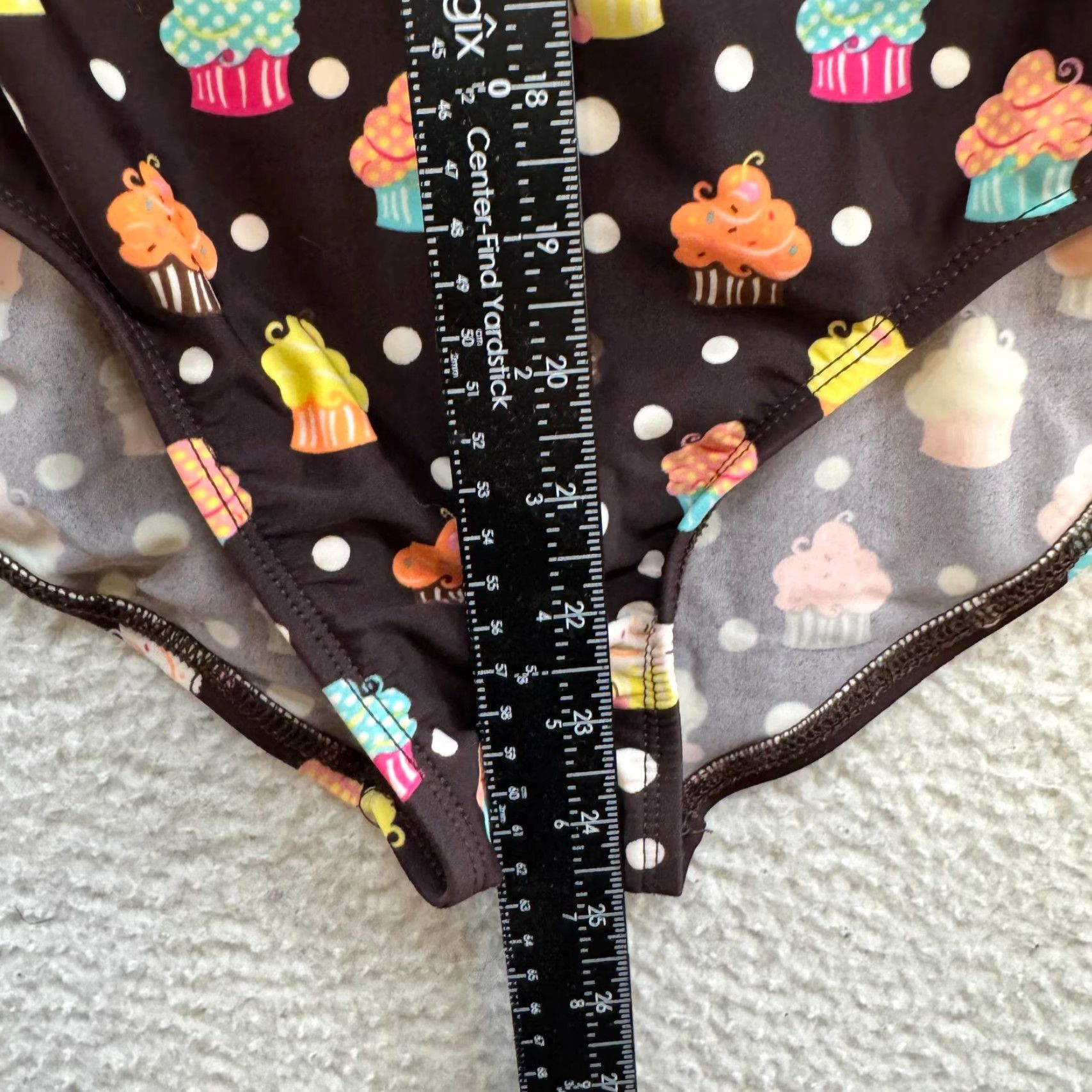 Vintage VINTAGE Y2K One Piece Swimsuit Bathing Suit Brown Cupcakes Monokini S Womens Fits S/M Hobie Size S / US 4 / IT 40 - 5 Thumbnail