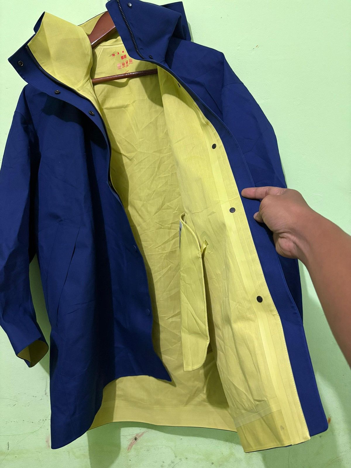 Marni Marni X Uniqlo Rain Coat Jacket Hooded Design Size US L / EU 52-54 / 3 - 5 Thumbnail