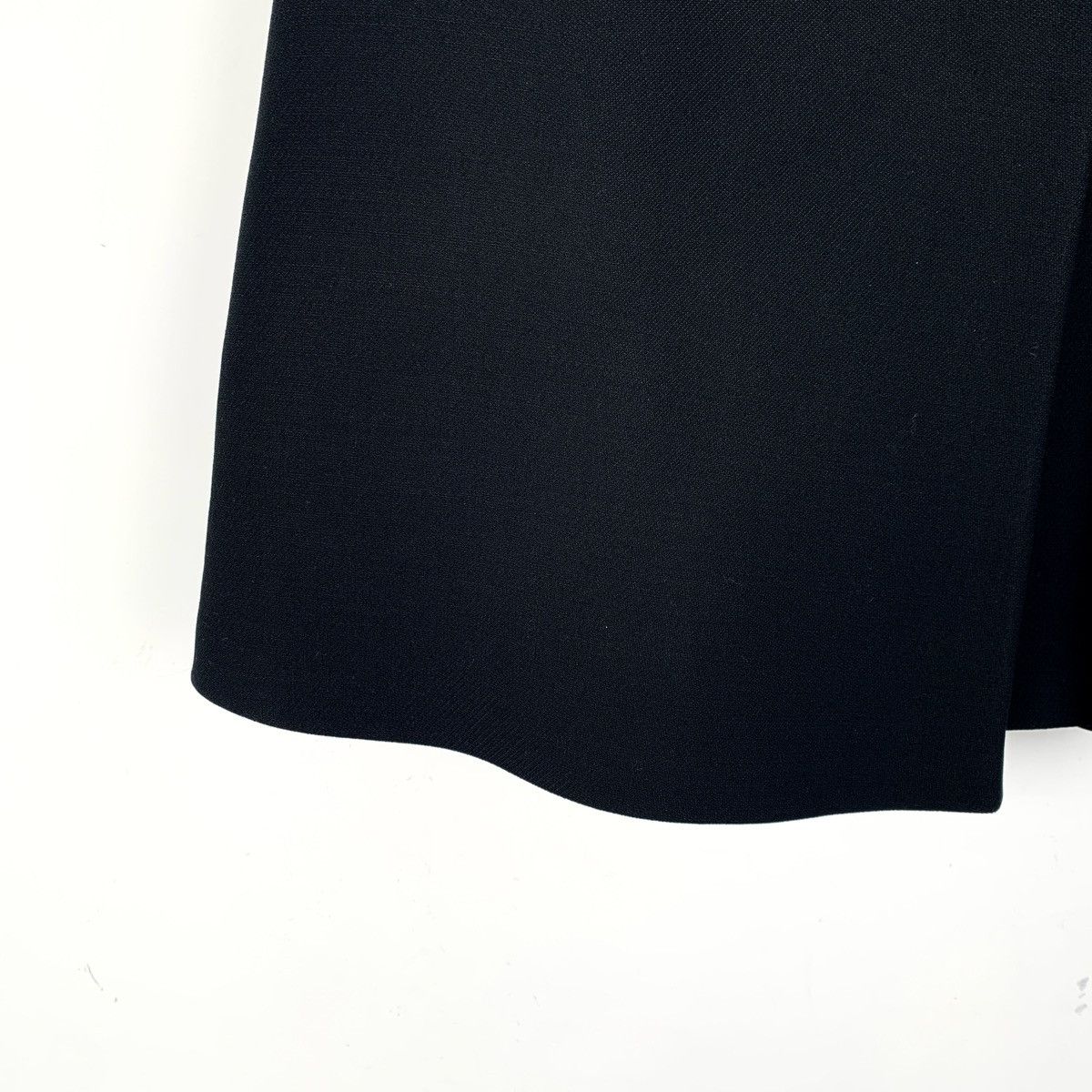 Dior Christian Dior Black Wool Casual Mini Skirt K26WX Size 26" / US 2 / IT 38 - 4 Thumbnail