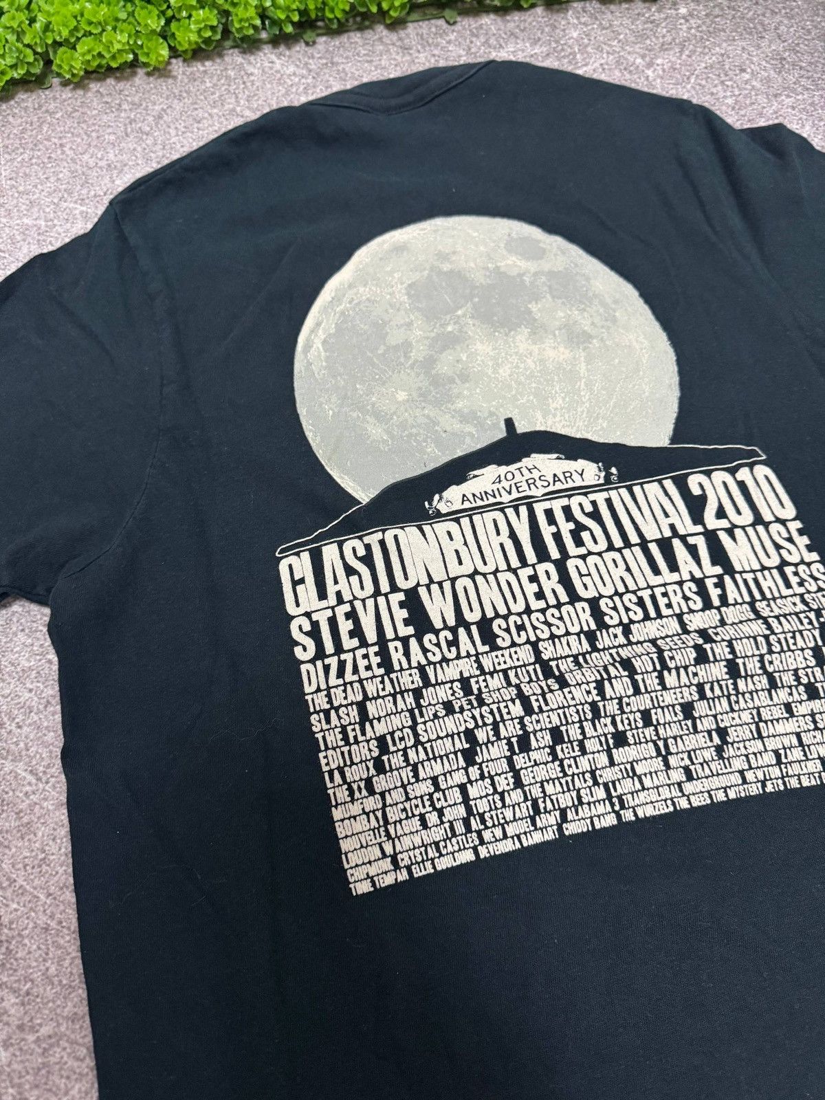 Band Tees Vintage 2010 Glastonbury Festival Rare Shirt Rock Music Size US S / EU 44-46 / 1 - 13 Thumbnail