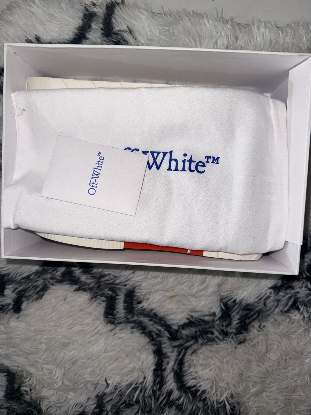 Off-White Off-White Low Vulcanized Canvas Sneaker (Men) Size US 9 / EU 42 - 1 Thumbnail