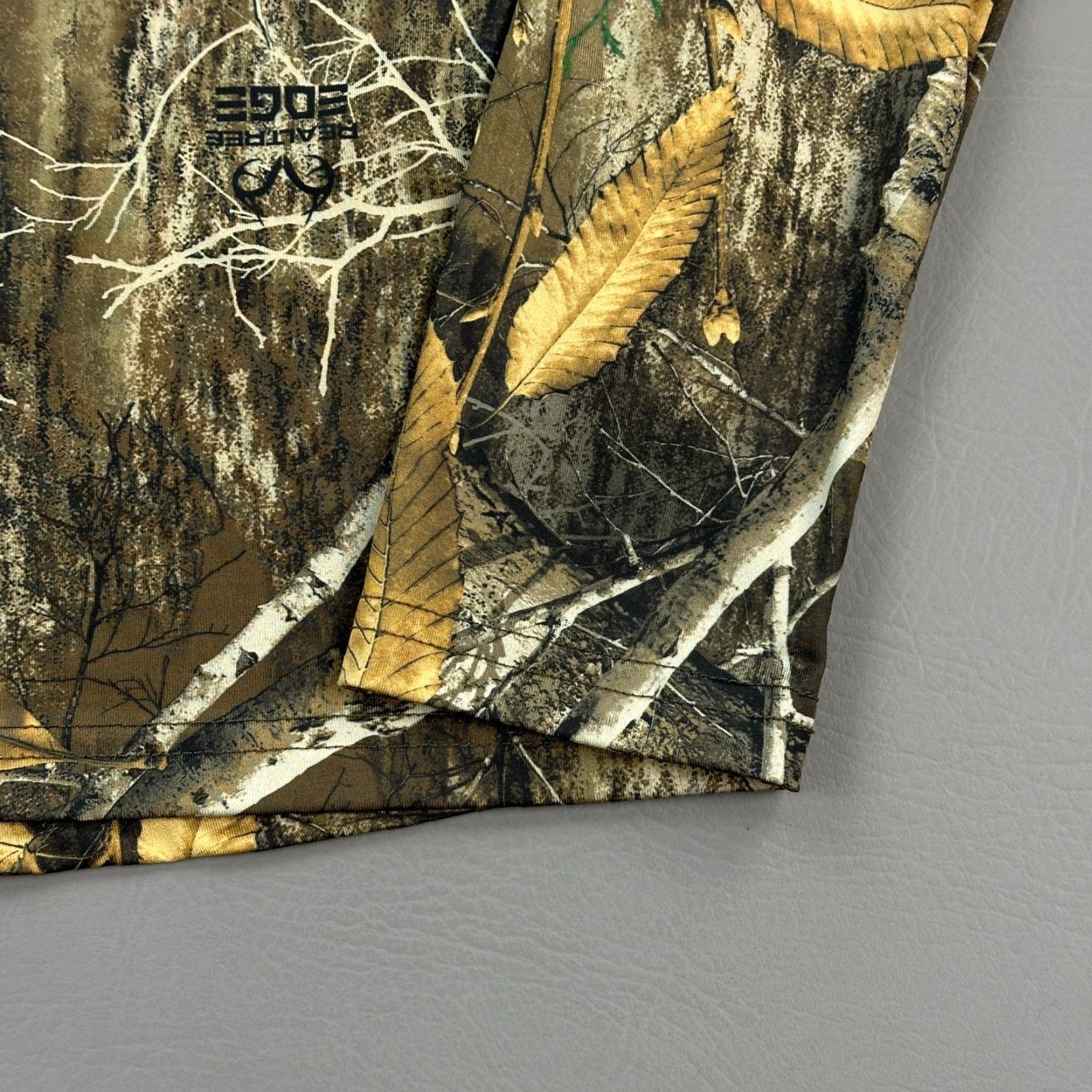 Realtree Realtree Shirt Mens Small Realtree Edge Performance Long Sleeve Hunting Outdoor Size US S / EU 44-46 / 1 - 3 Thumbnail