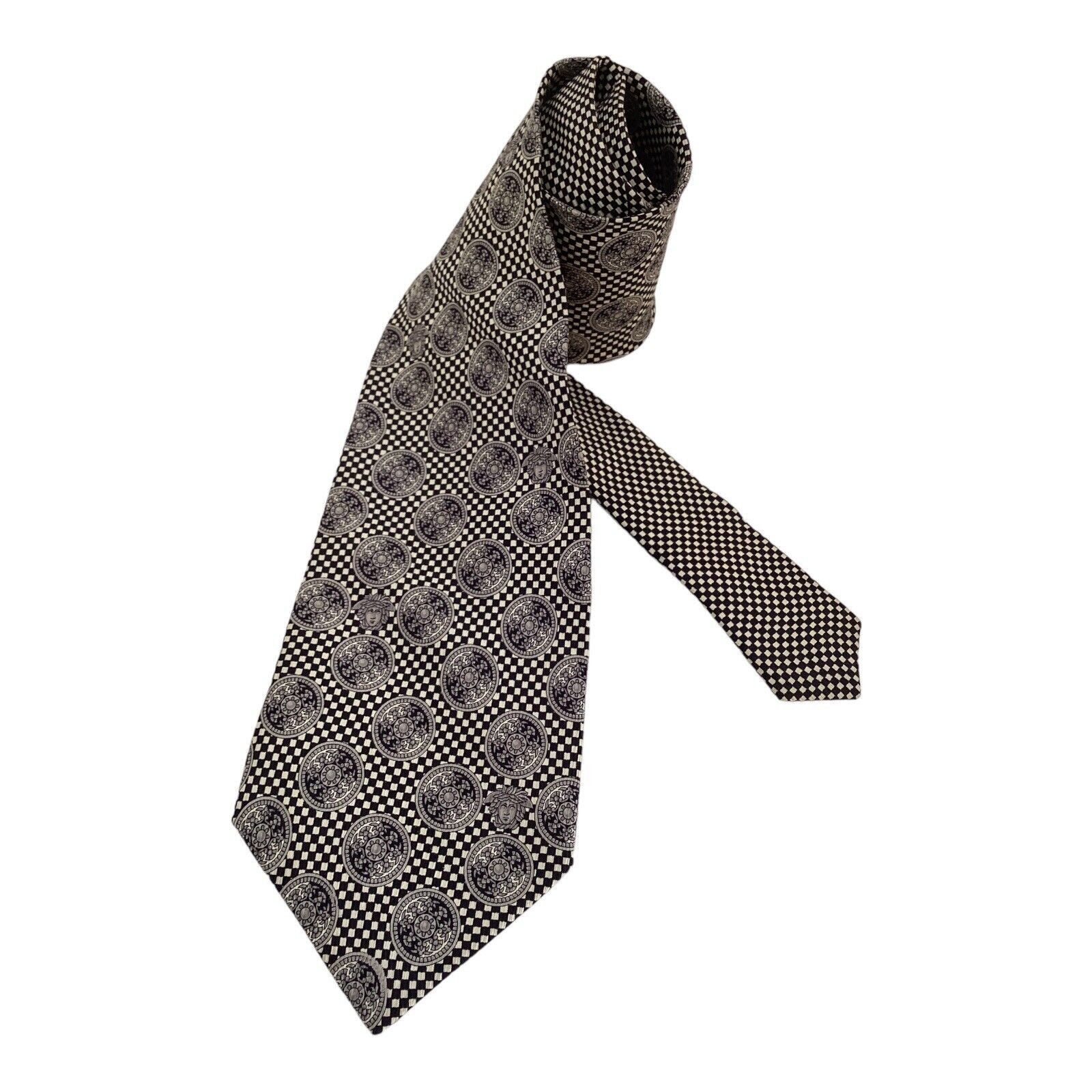 Versace GIANNI VERSACE Black & White Baroque Monogrammed Italy Silk Size ONE SIZE - 1 Thumbnail