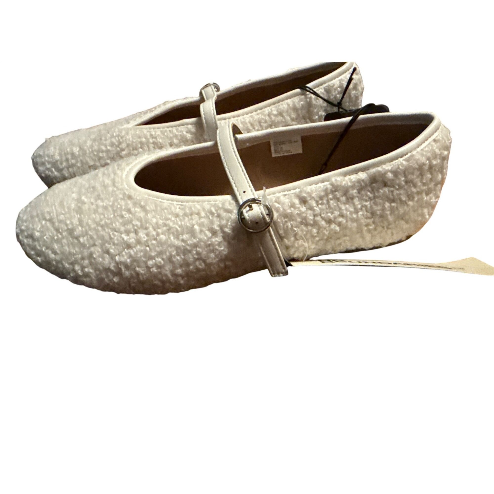Other No Boundaries Womens White Sherpa Mary Jane Flats Size 7 Coz Size US 7 / IT 37 - 3 Thumbnail