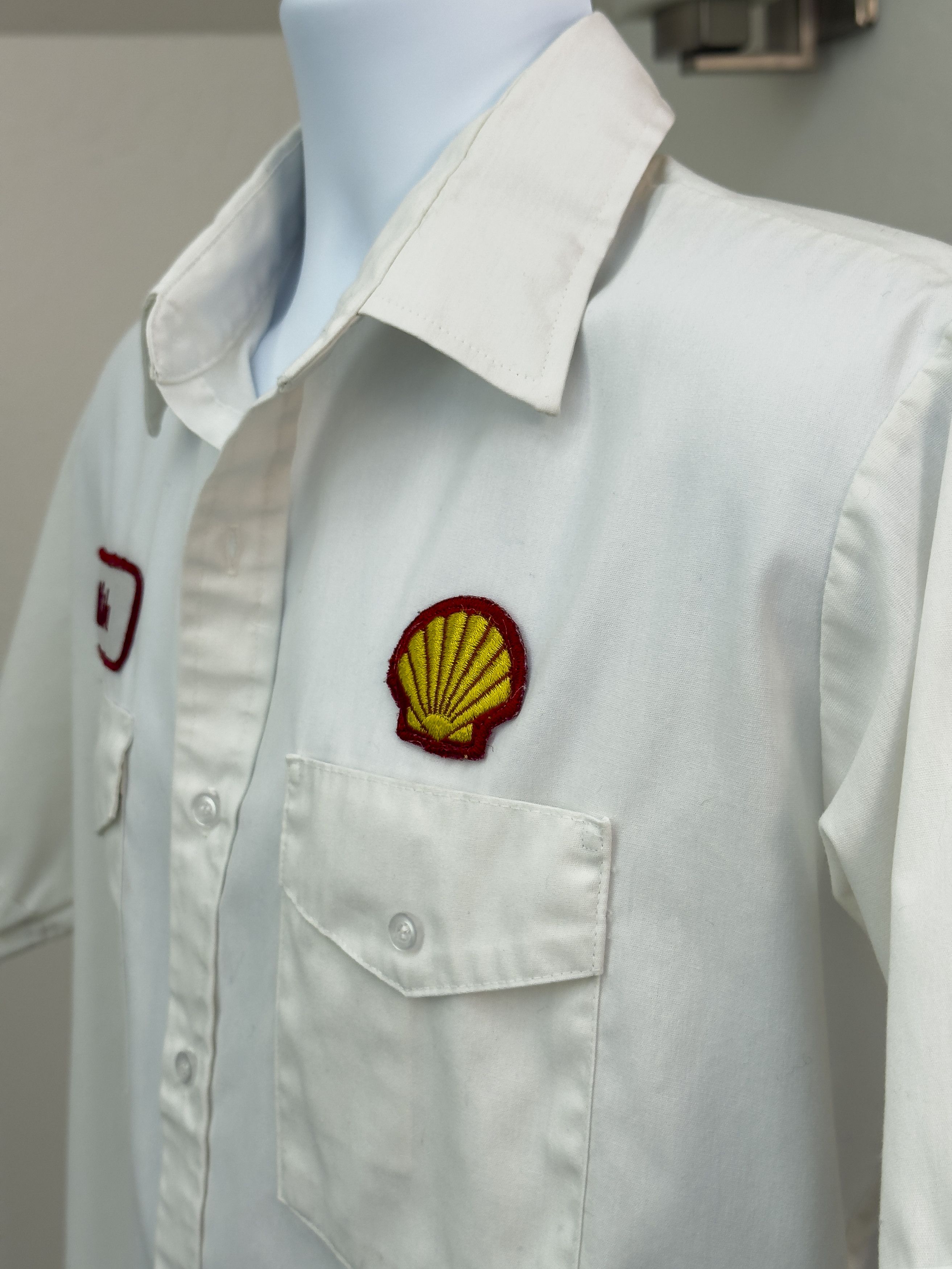 Other Vintage Shell Gas Station Work Shirt Patch Size Large Size US L / EU 52-54 / 3 - 3 Thumbnail