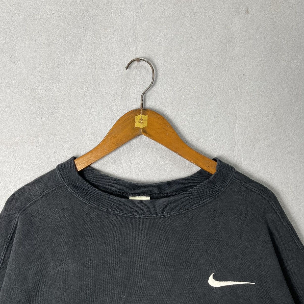 Nike Vintage Nike Mini Swoosh Crewneck Sweatshirt Size US L / EU 52-54 / 3 - 2 Thumbnail