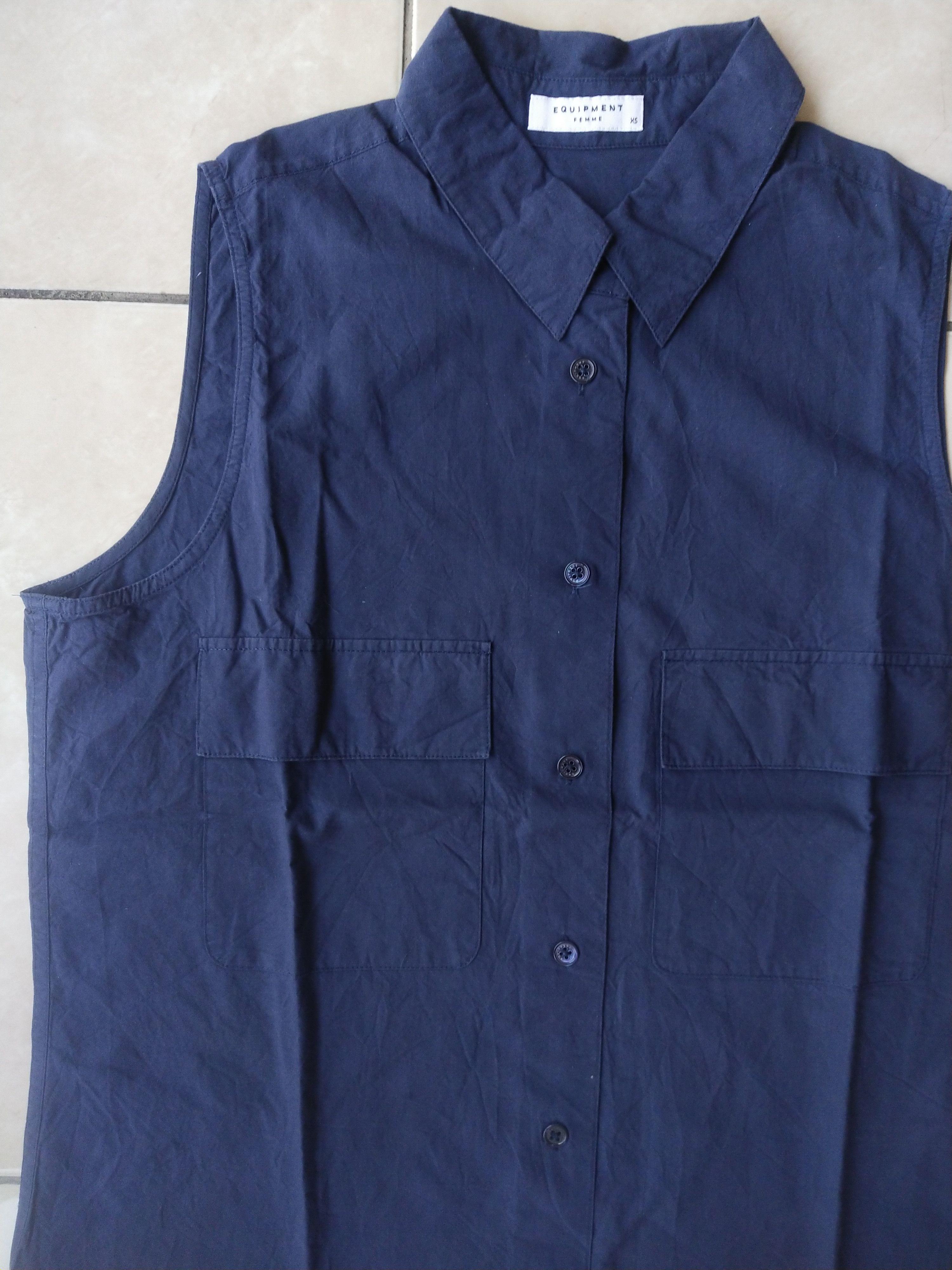 Equipment Equipment Femme Sleeveless Button Shirt Navy Utility Blouse Size XS / US 0-2 / IT 36-38 - 2 Thumbnail