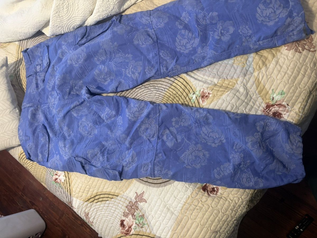 Supreme Supreme floral tapestry cargo pants Size US 36 / EU 52 - 2 Thumbnail