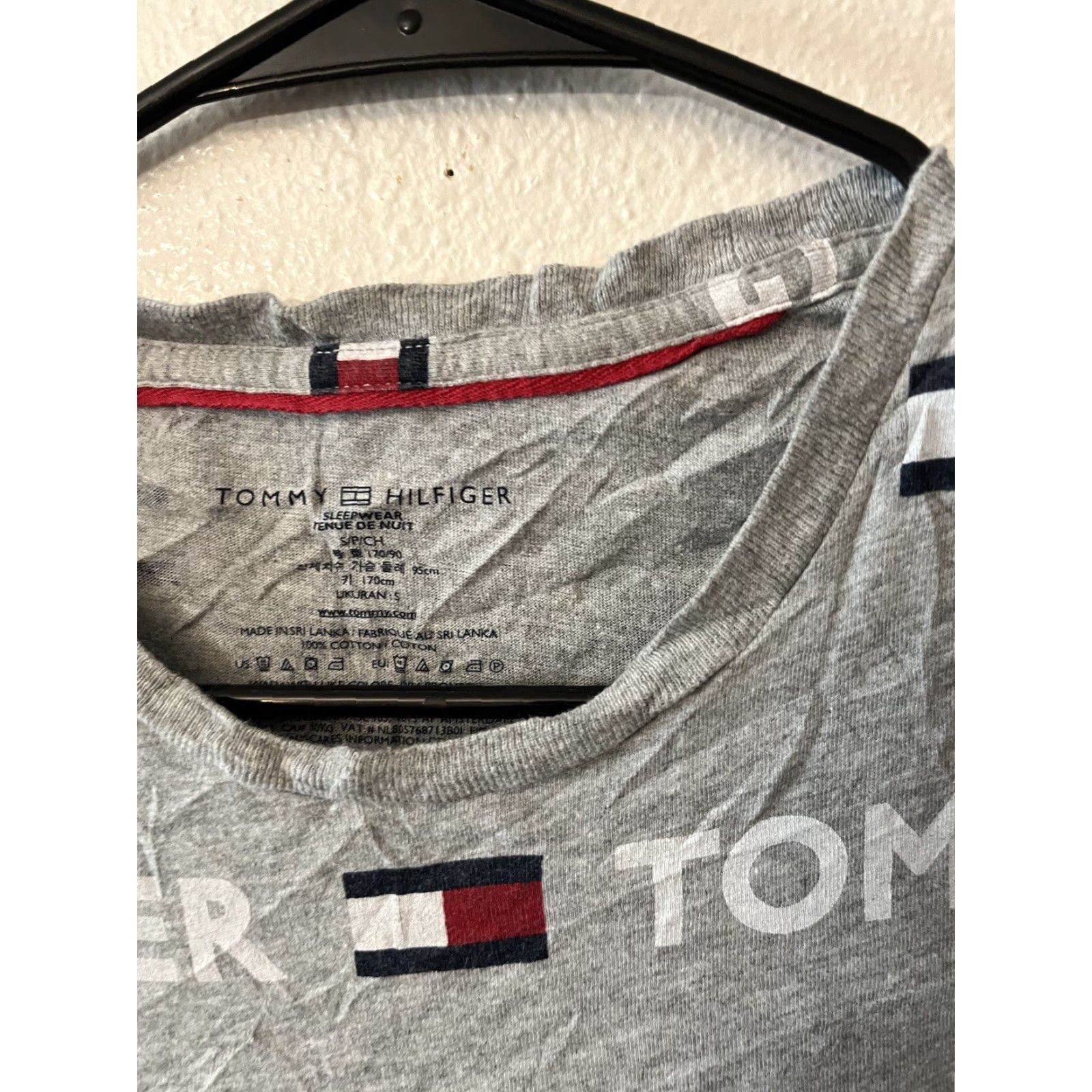 Tommy Hilfiger TOMMY HILFIGER Men's Small Crew Neck T-Shirt Short Sleeve Solid Gray Sleepwear with Logo Size US S / EU 44-46 / 1 - 2 Thumbnail