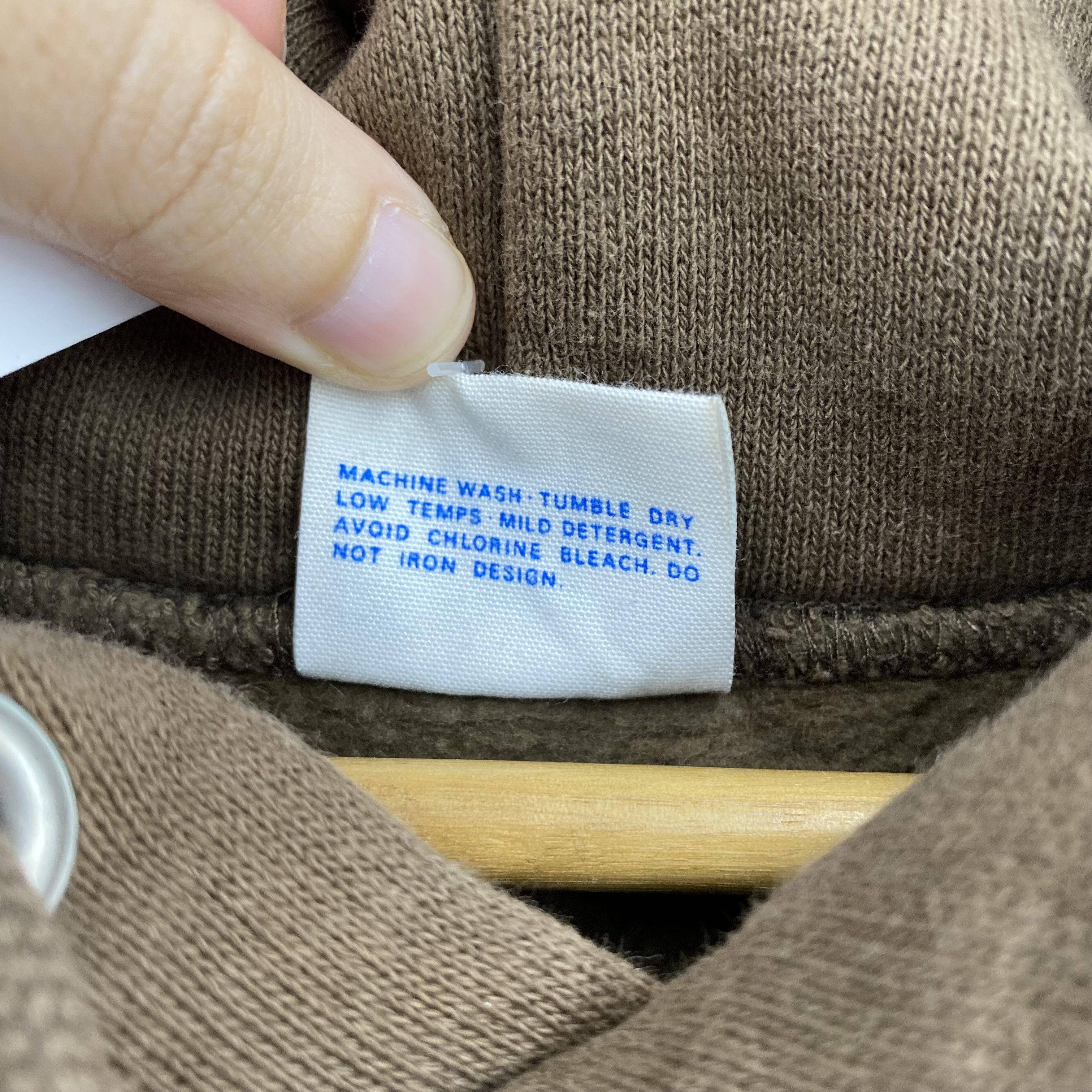 Champion Vintage Champion Reverse Weave Hoodie Sweatshirt Pullover Size US L / EU 52-54 / 3 - 9 Thumbnail