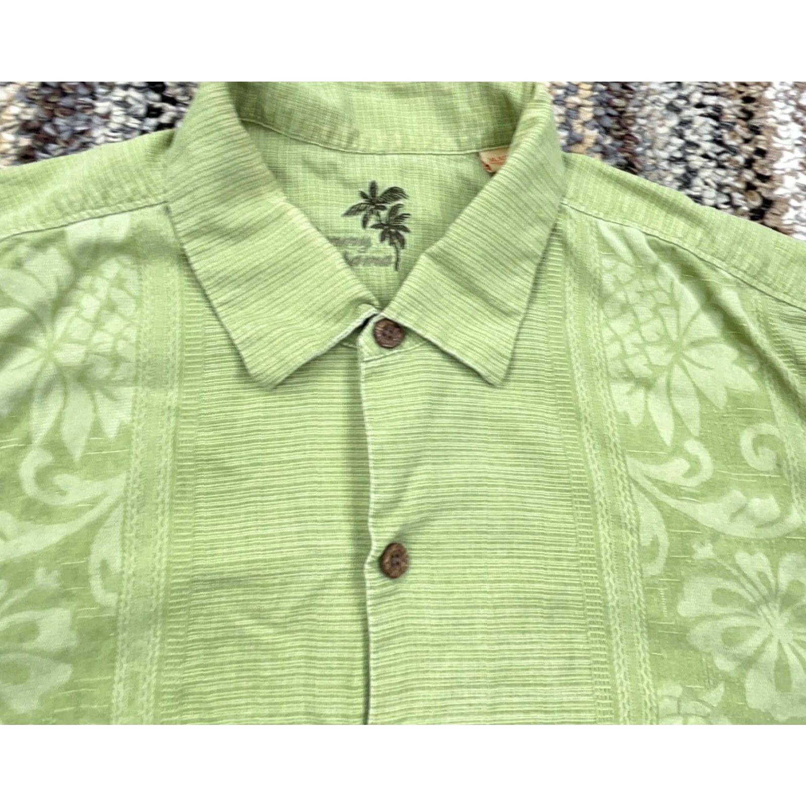 Tommy Bahama Tommy Bahama Shirt Men XL Green Silk Button Up Hawaiian Palm Camp Hula Adult Size US XL / EU 56 / 4 - 2 Thumbnail