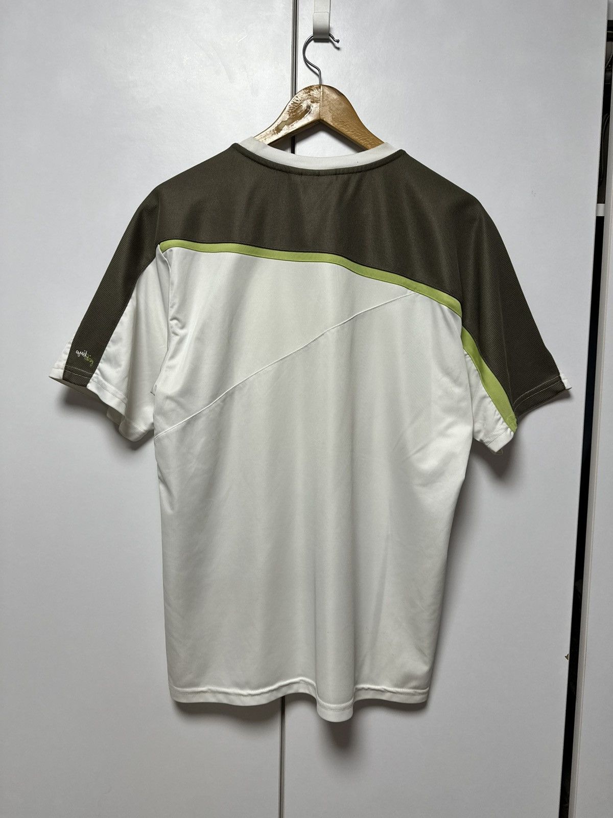 Quiksilver Quiksilver Thru Vintage Streetwear Surf T-Shirt Rare Size US XL / EU 56 / 4 - 9 Thumbnail