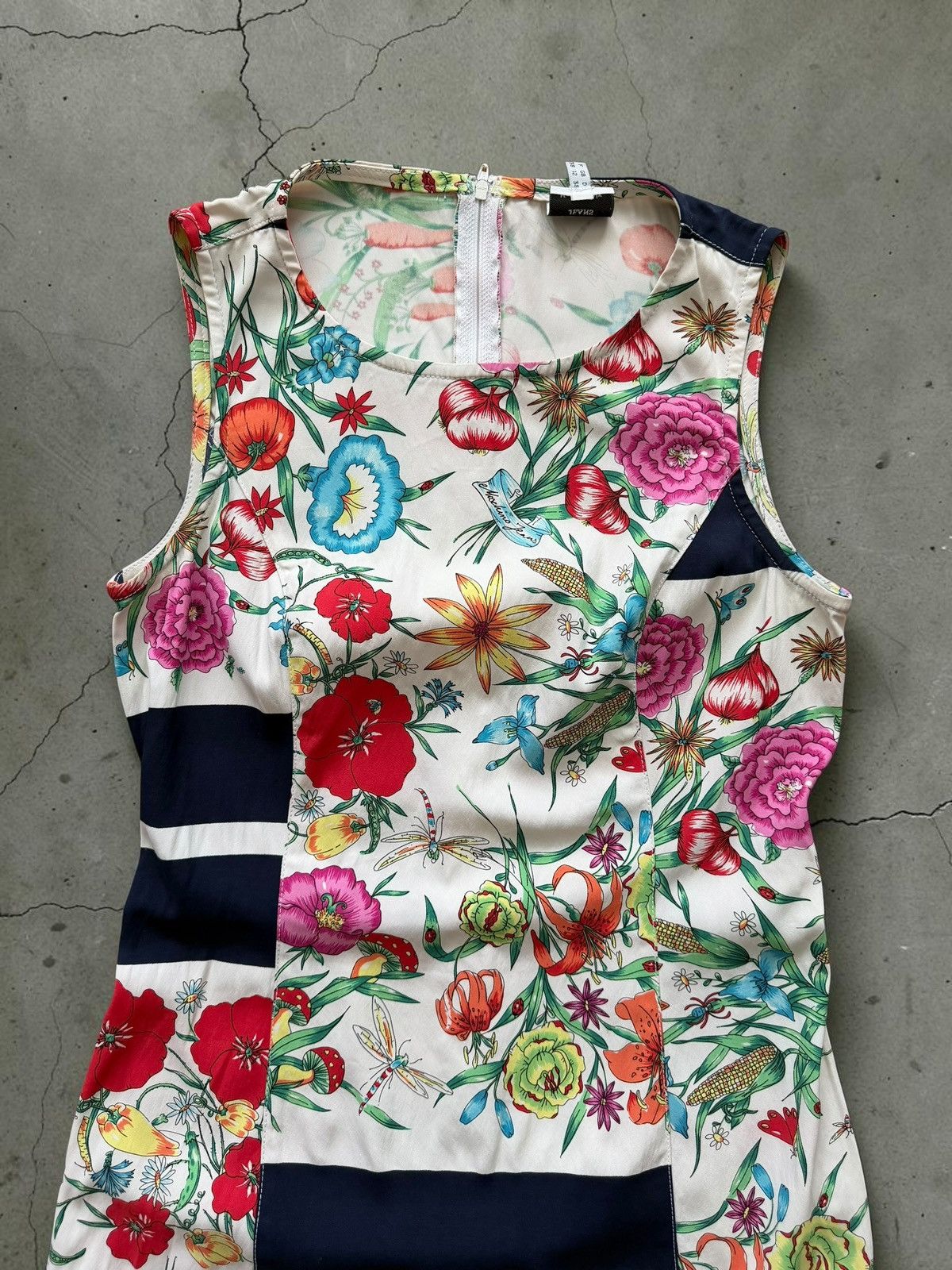Moschino Vintage 90s Moschino Jeans mid lenght floral dress Size M / US 6-8 / IT 42-44 - 2 Thumbnail