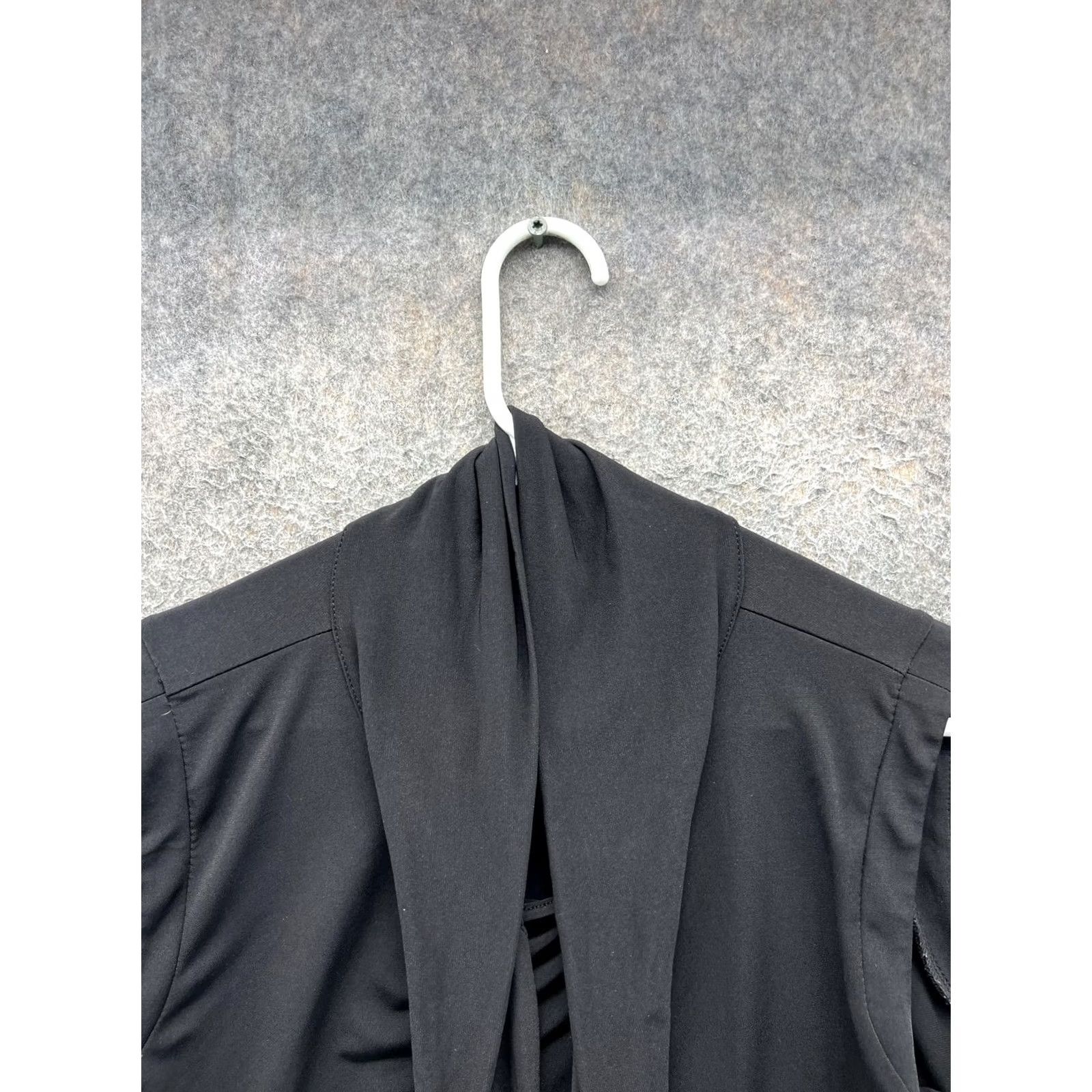 Karl Lagerfeld Karl Lagerfeld Paris Blouse Womens Large Black V-Neck Tie Sleeveless Top Dressy Shirt Size L / US 10 / IT 46 - 6 Thumbnail