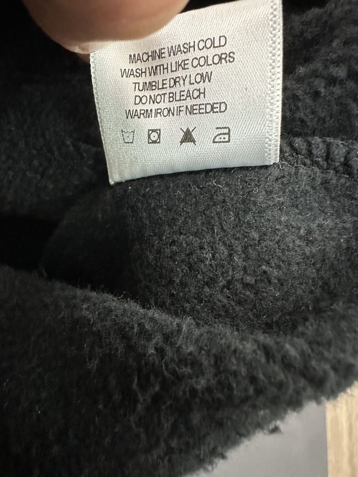XO NWT2020 THE WEEKND MADNESS XO Collage Logo Pullover Black Size US S / EU 44-46 / 1 - 23 Thumbnail
