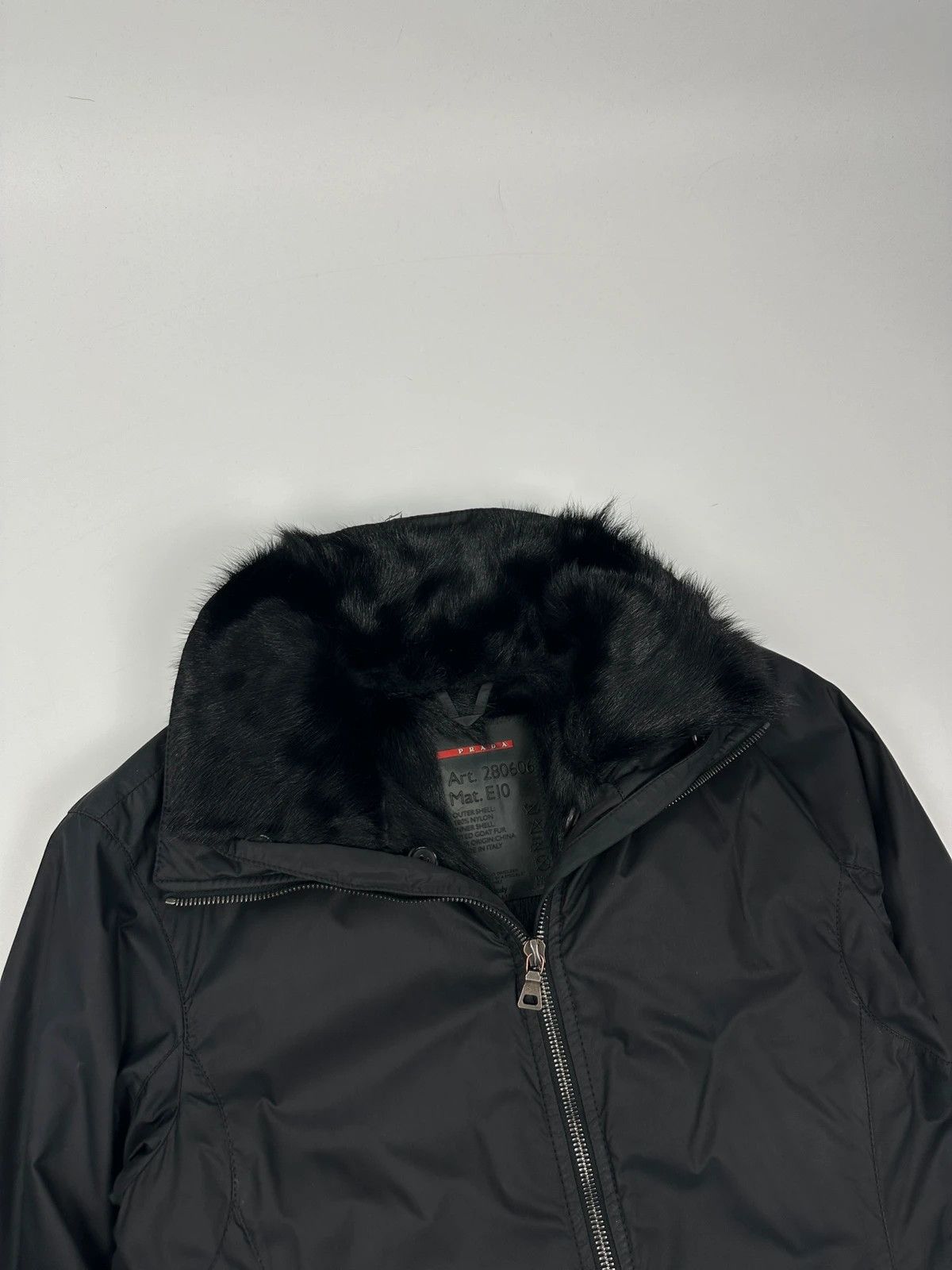 Prada Prada Sport FW2002 Black Nylon & Fur 2In1 Jacket Size S / US 4 / IT 40 - 5 Thumbnail