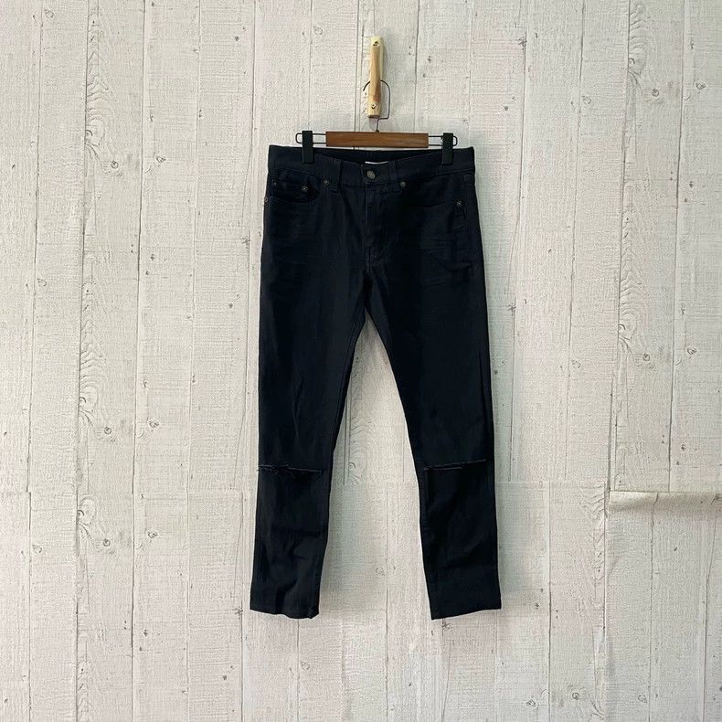 Saint Laurent Paris Saint Laurent ParisD02 Black Knife Cut Jeans 2504-Nextarro Size US 30 / EU 46 - 1 Thumbnail