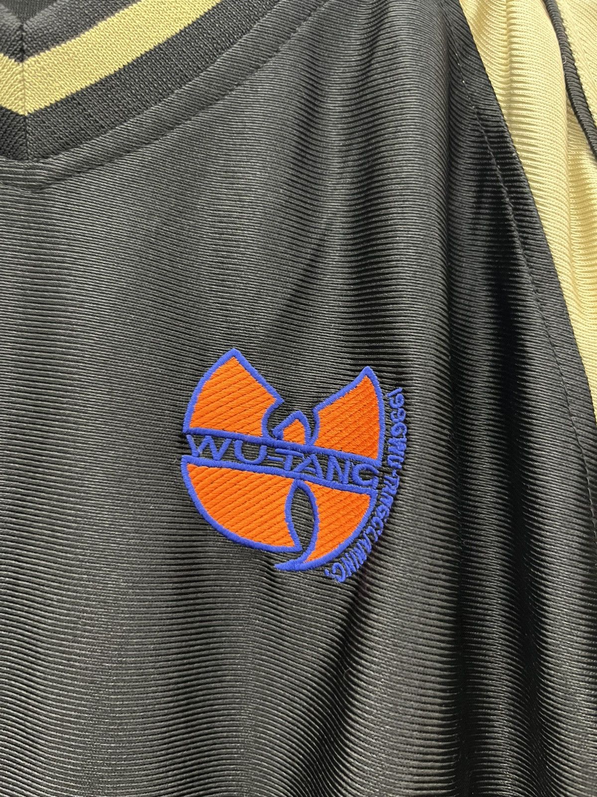 Wu-Tang Clan Vintage WU TANG t-shirt Size US XXL / EU 58 / 5 - 2 Thumbnail