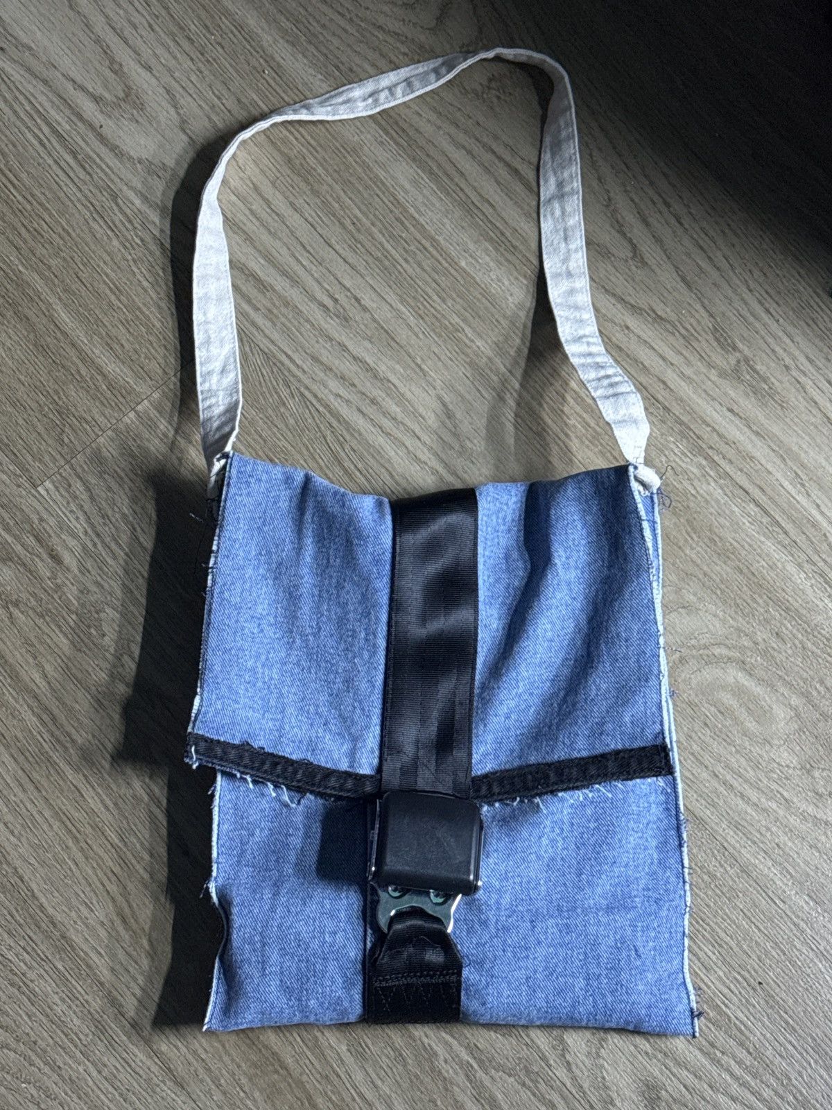 Other Airline Belt Tote Bag Size ONE SIZE - 1 Thumbnail