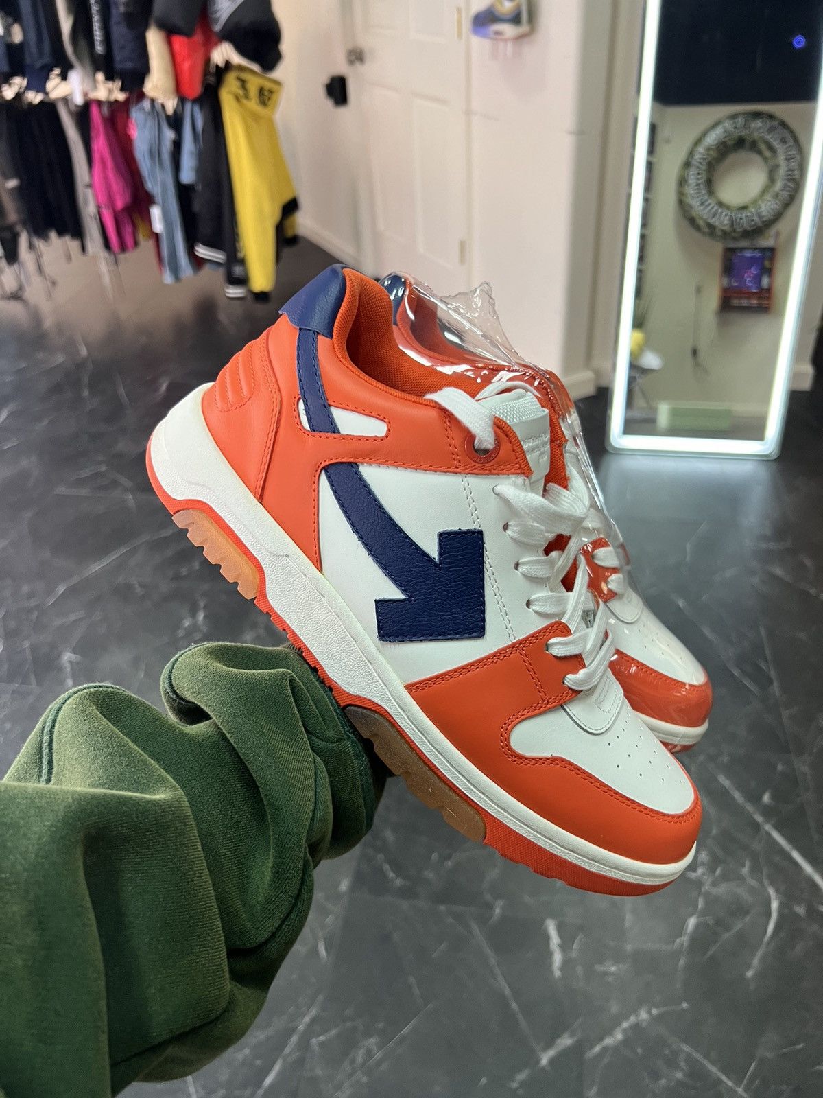 Off-White Off-White Out of the Office “Orange / Blue” Size US 9.5 / EU 42-43 - 1 Thumbnail