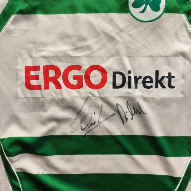 Other SIGNED Greuther Fürth 10-11 Jako Zillner football jersey M/L Size US M / EU 48-50 / 2 - 4 Thumbnail
