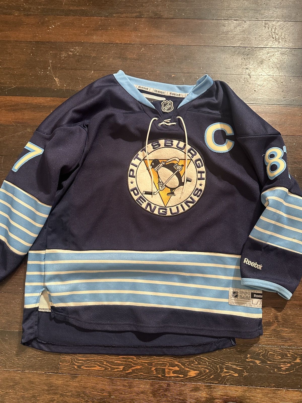 NHL × Reebok Sydney Crosby jersey YOUTH L Size US XXS / EU 40 - 1 Thumbnail