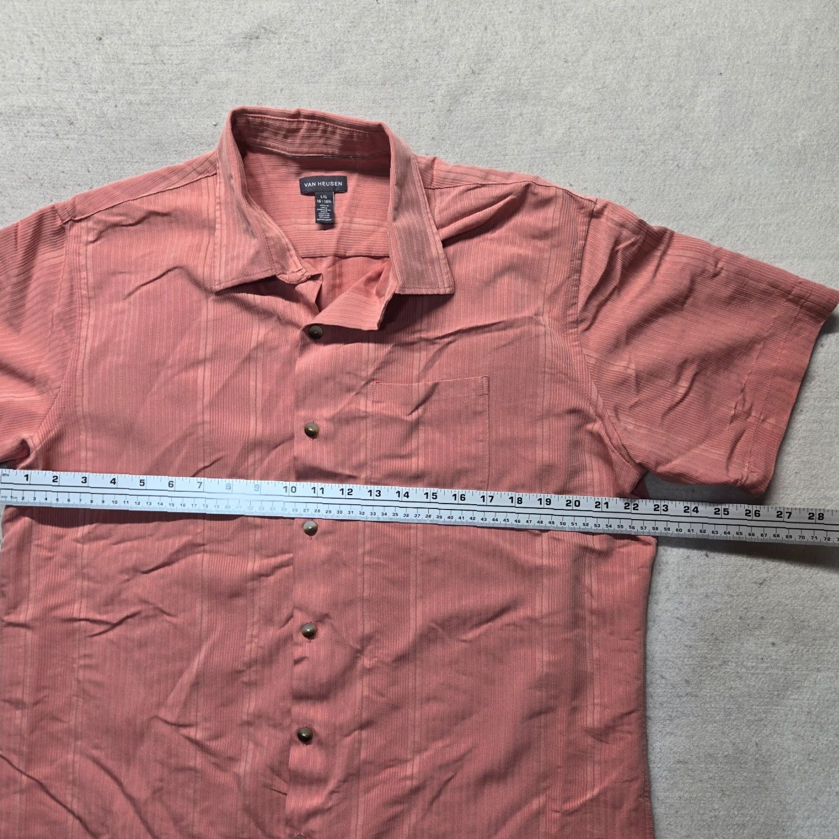 Van Heusen Van Heusen Shirt Mens Button-Up Long Sleeve 16.5 32/33 Pink Wrinkle Free Collared Spin Size US XL / EU 56 / 4 - 3 Thumbnail