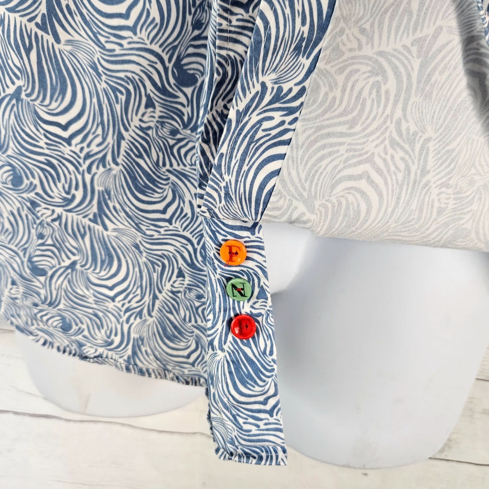 FRED A Fish Named Fred Mens Button Up Shirt Zebra All Over Print Blue Sz M Size US M / EU 48-50 / 2 - 3 Thumbnail