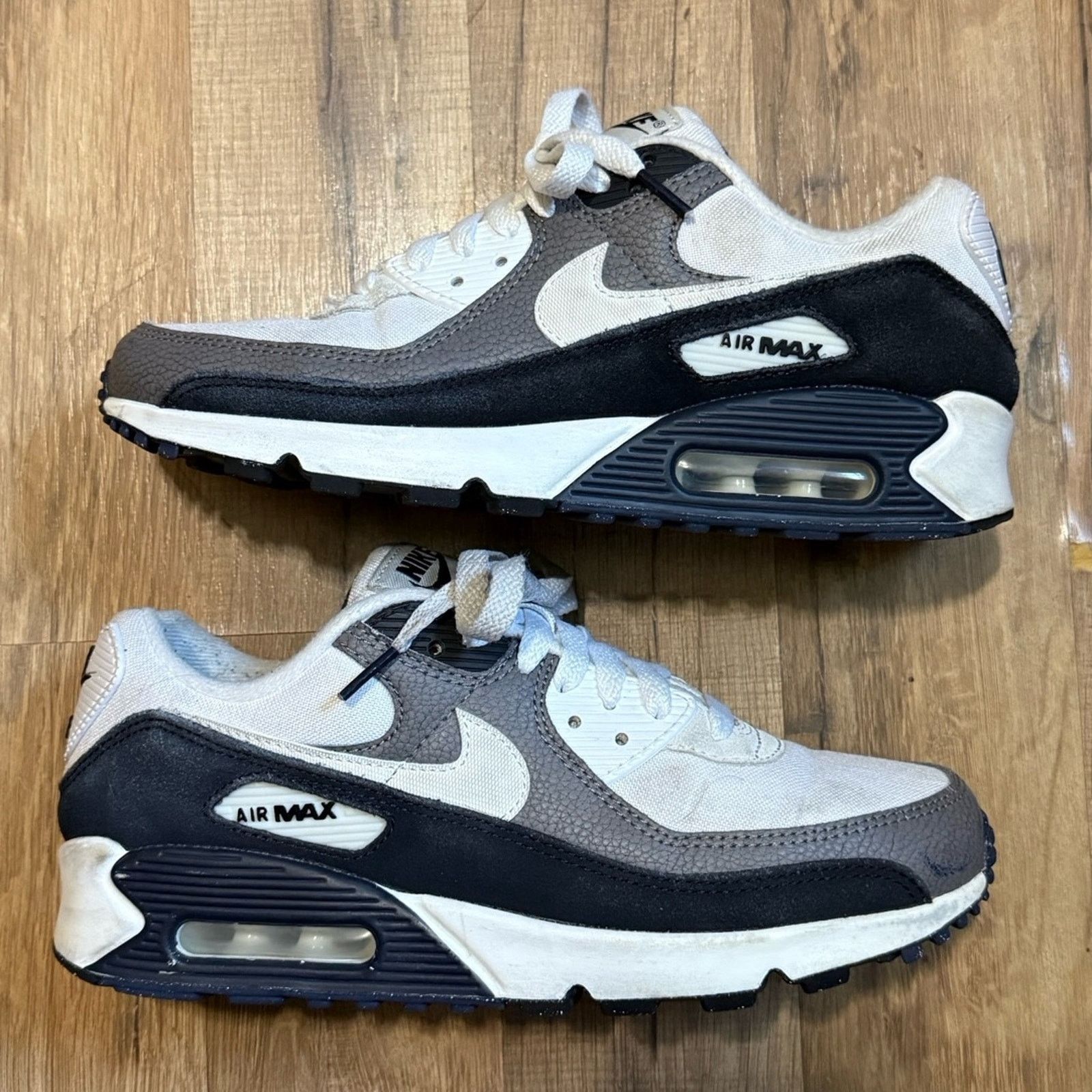 Nike Nike Air Max 90 Size US 8 / EU 41 - 2 Thumbnail