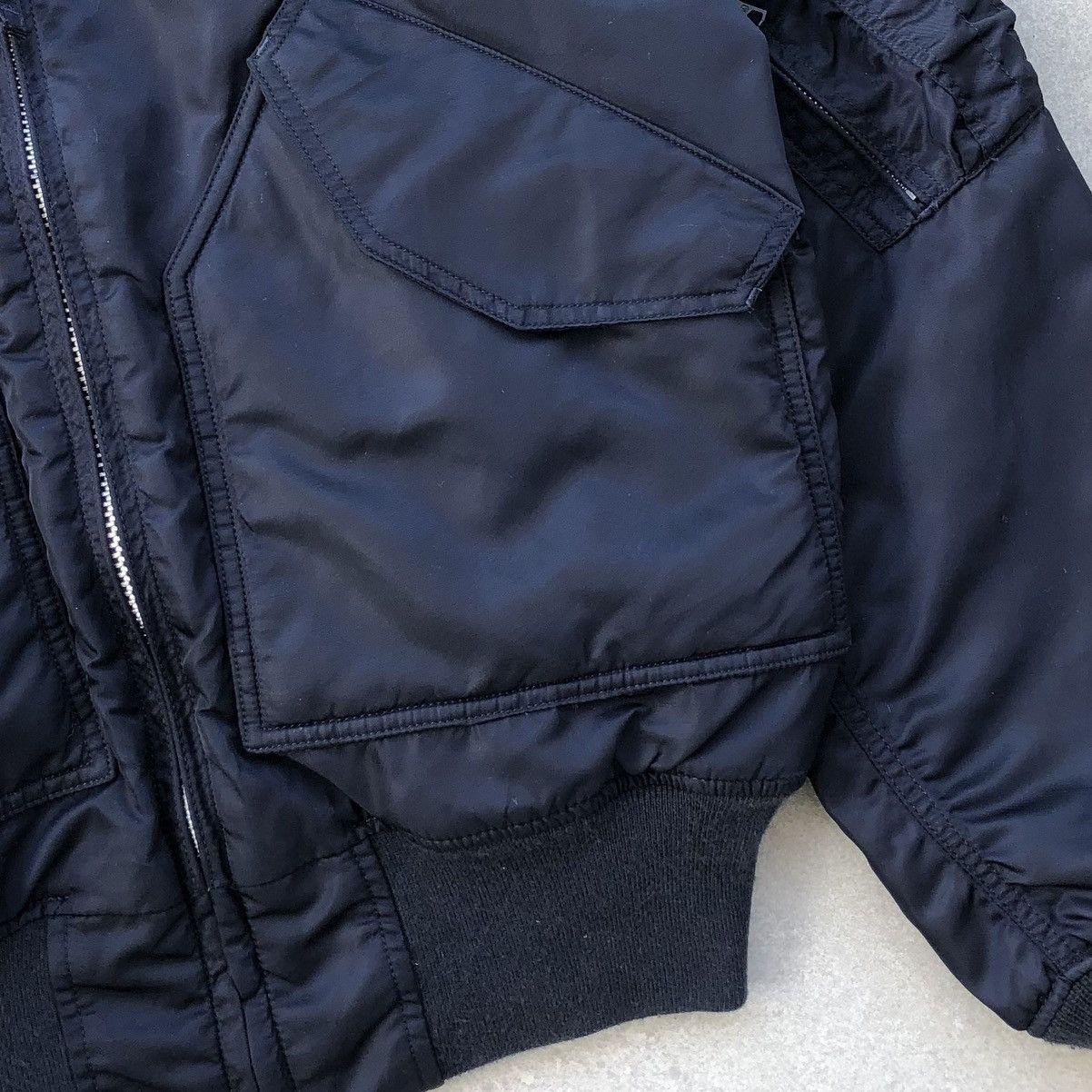 Alpha Industries Alpha Industries Intermediate Type CWU-45 Ma-1 Bomber Jacket Size US L / EU 52-54 / 3 - 4 Thumbnail