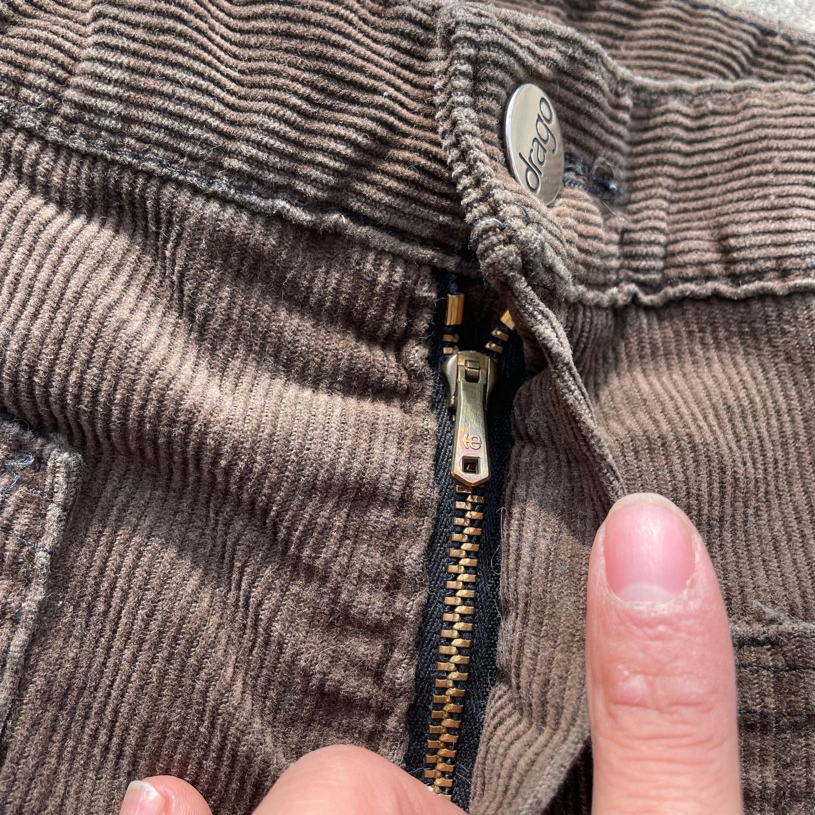 Vintage Drago Corduroy Flare Pants Brown Made in France Flare 27x30 Size 27" / US 4 / IT 40 - 5 Thumbnail
