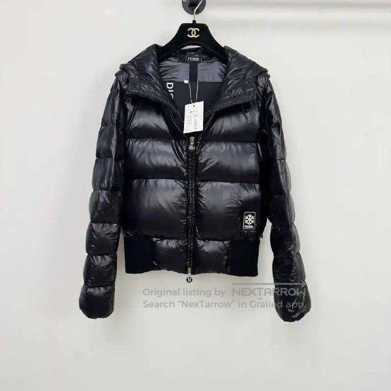Fendi Fendi Quilted Black Women's Down Jacket . Size S / US 4 / IT 40 - 1 Thumbnail
