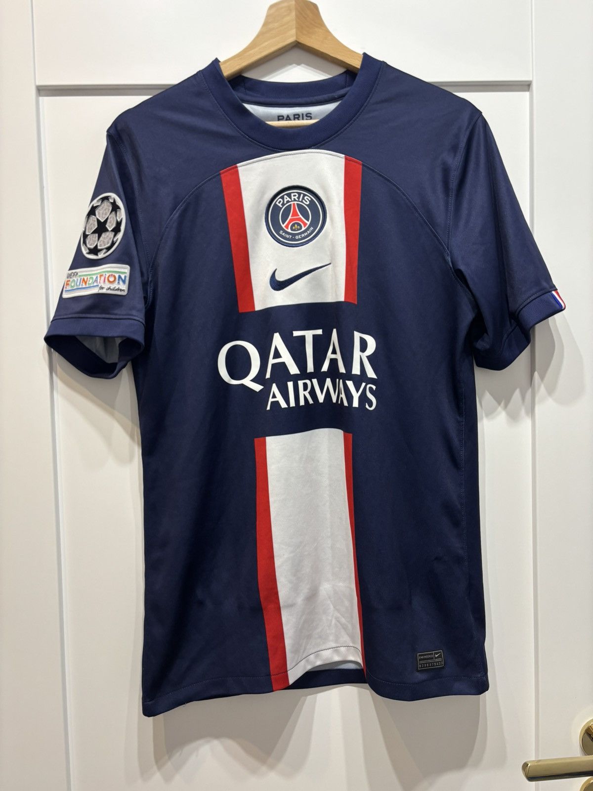 Nike Paris Saint-Germain 22/23 Home Kit Soccer football