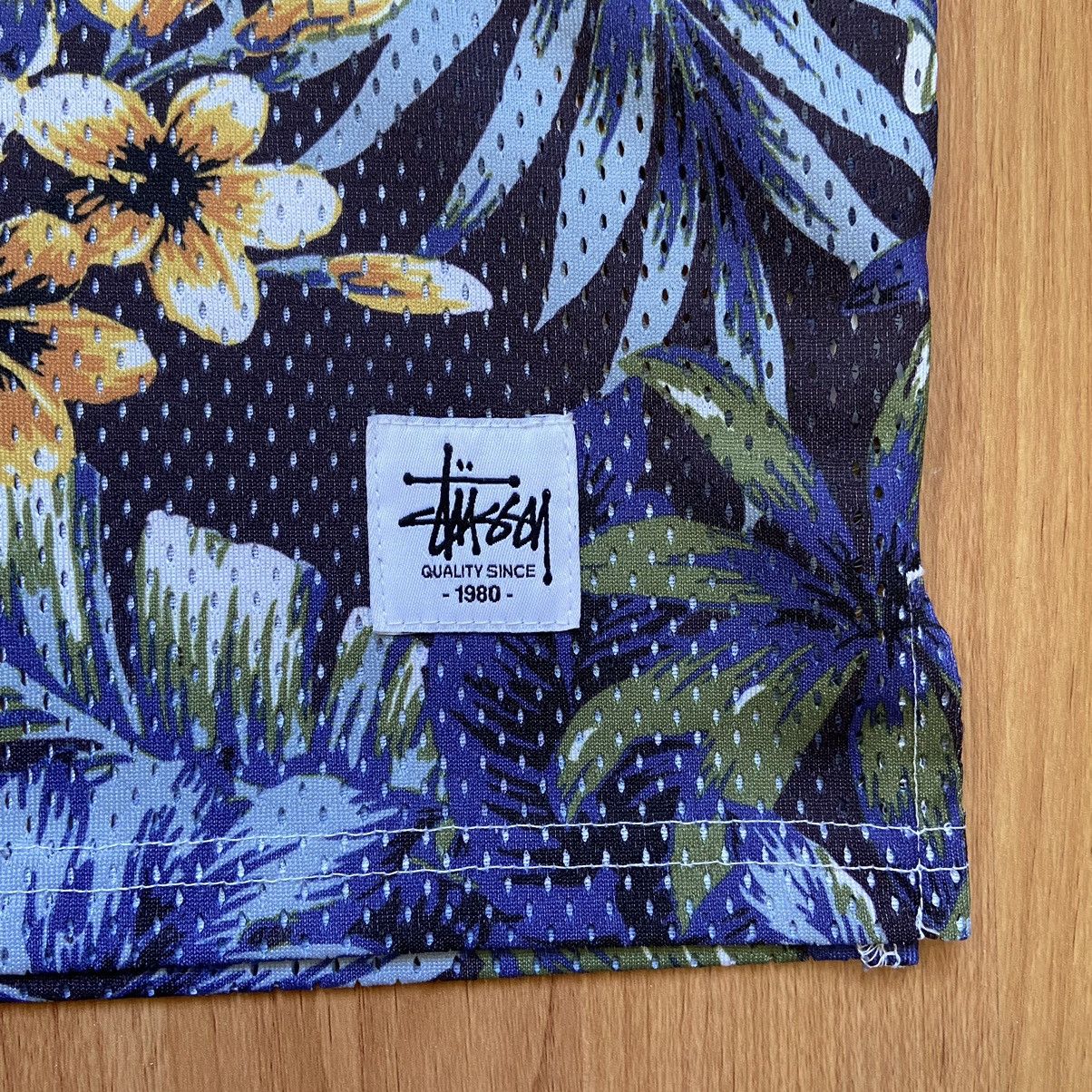Stussy Stussy Men’s All Over Floral Print Logo Patch Jersey Shirt S Size US S / EU 44-46 / 1 - 6 Thumbnail