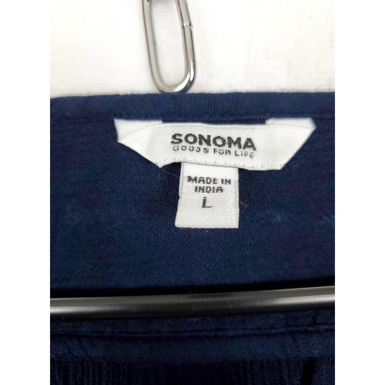Vintage VINTAGE Sonoma Embroidered Tie Neck Peasant Blouse Floral Navy Blue Long Sleeve V-Neck L Ladies Womens Size L / US 10 / IT 46 - 4 Thumbnail