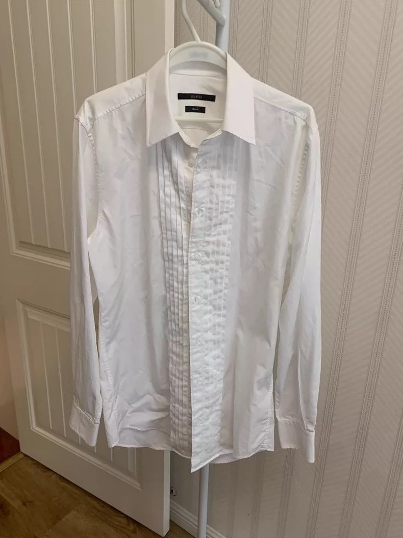 Gucci Size 37 Shirt 2503-Nextarrow