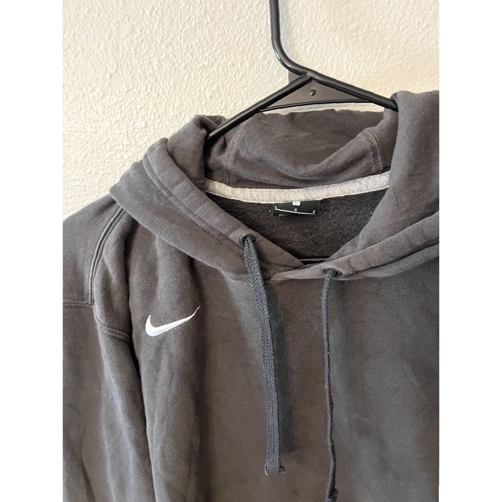 Nike Nike Mens Club Fleece Hoodie Grey - Size Large - Hooded Pullover with Pockets - Thermal Comfort - Casual Size US L / EU 52-54 / 3 - 2 Thumbnail