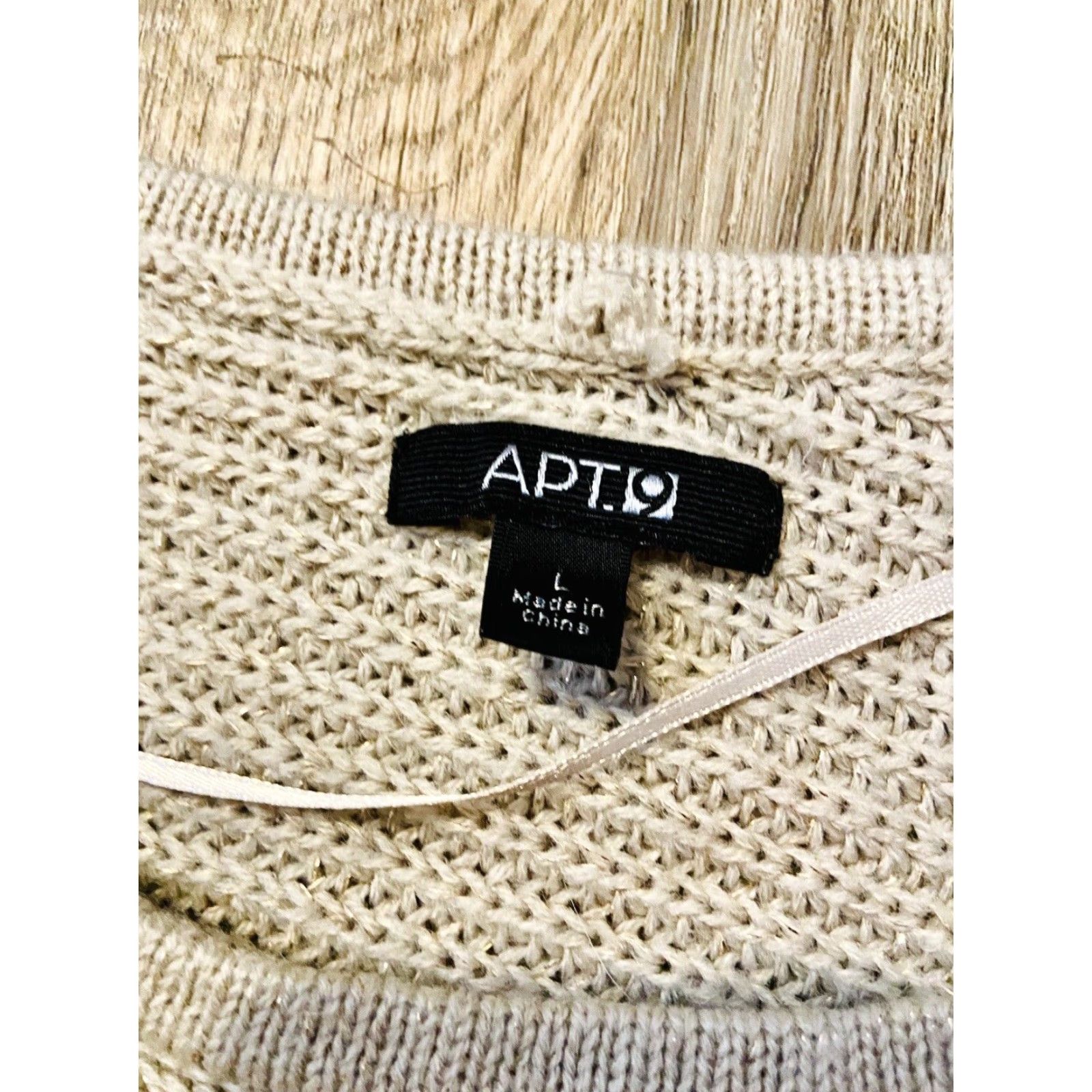 Apt. 9 APT. 9 Gold Sparkle Sweater Blouse Long Sleeve Pullover Women's Size L with Slit Sleeves Cream American Theme Size L / US 10 / IT 46 - 6 Thumbnail