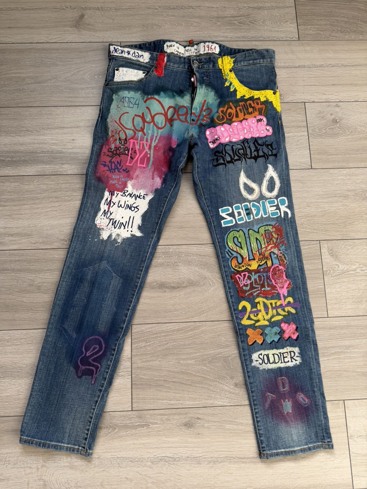 Dsquared2 Dsquared2 Skinny Dan Graffiti Wash Cropped Jeans Size US 34 / EU 50 - 1 Thumbnail