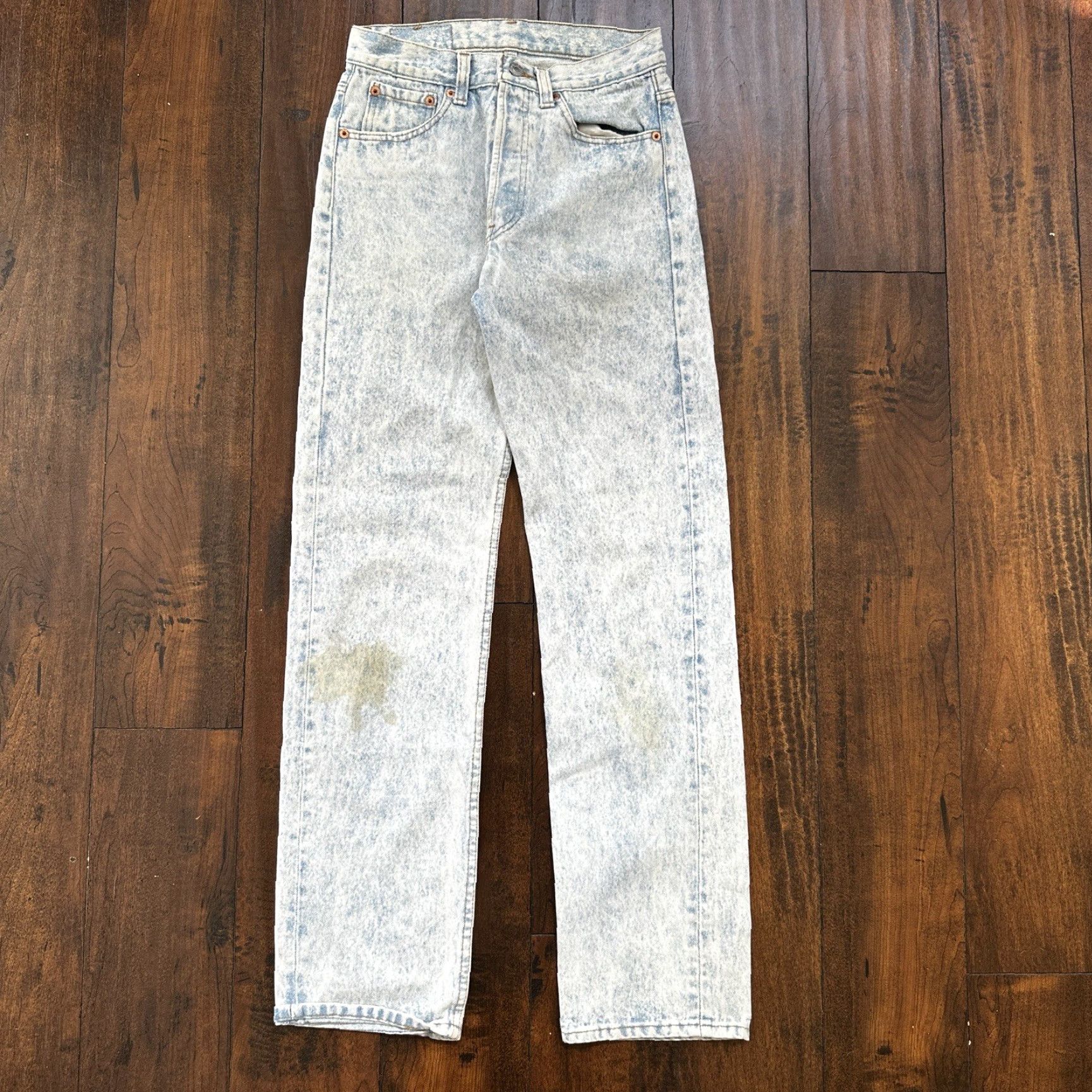 Levi's VINTAGE Levi's 501 Jeans 90s Straight Button Fly 27x32 Blue Cotton Denim USA Tag Mens Size US 27 - 2 Thumbnail