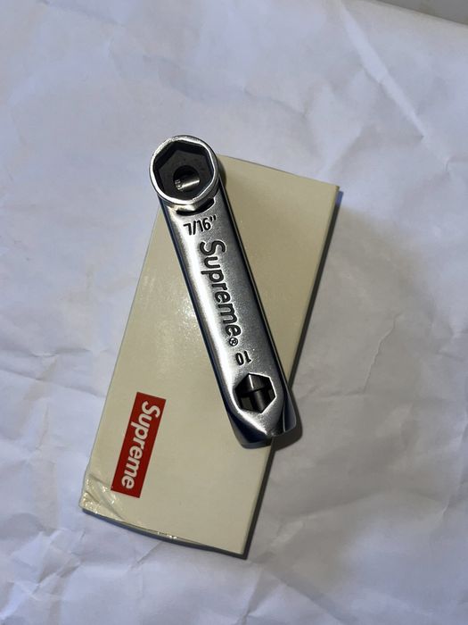 Supreme SS06 Skate Tool / Skate Key / Pipe | Grailed