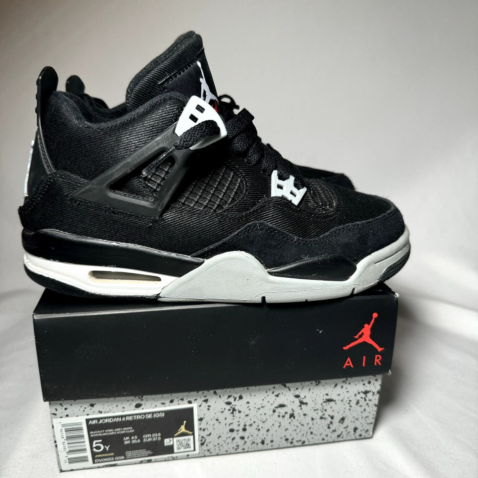 Jordan Brand Nike Size 5 Air Jordan 4 Retro SE GS Black Canvas Men s Shoes Grailed